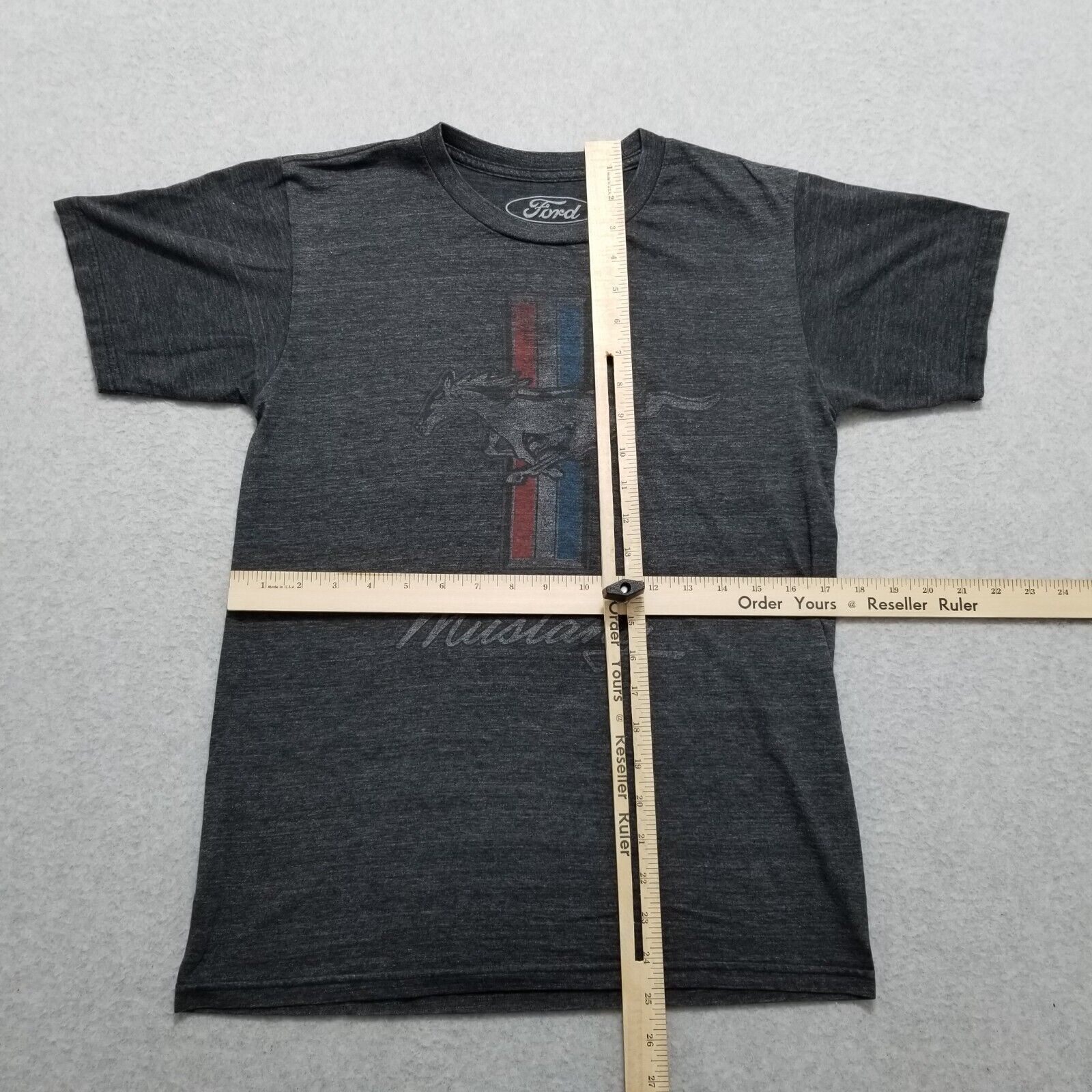Ford Ford Mustang Shirt Mens Small Gray Short Sleeve Crew Neck Size US S / EU 44-46 / 1 - 6 Thumbnail