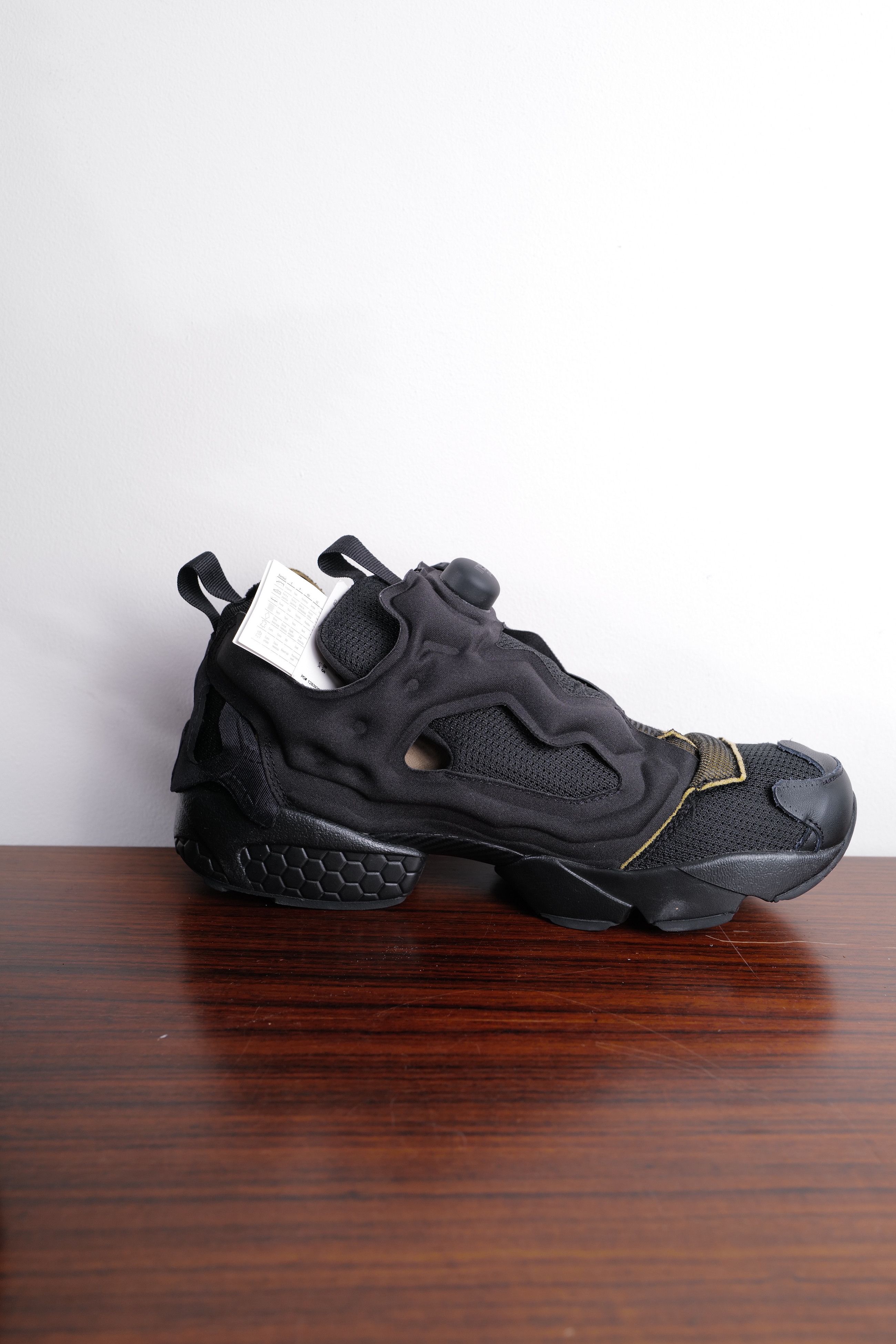 Maison Margiela × Reebok INSTA PUMP Size US 9.5 / EU 42-43 - 15 Thumbnail