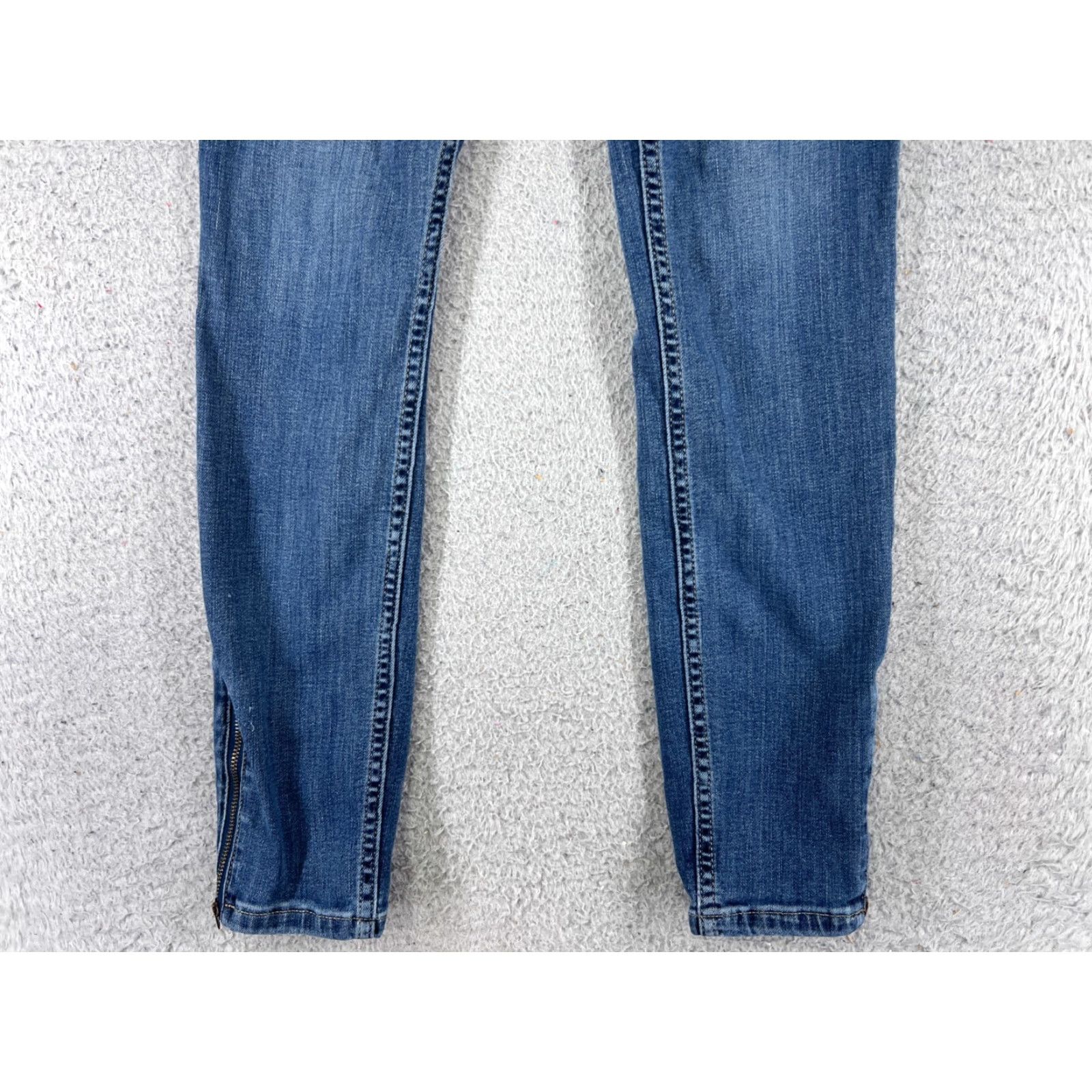 Calvin Klein Calvin Klein Jeans Women 27 Blue Skinny Ankle Zip High Rise Cotton Blend 24x26 Denim 5-Pocket Womens Modern American Designer Size 27" / US 4 / IT 40 - 2 Thumbnail