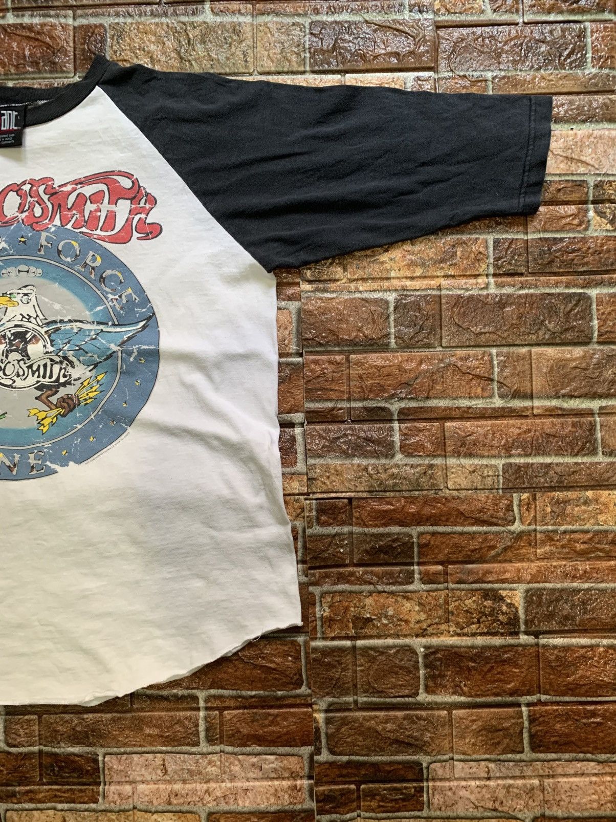 Gant Aerosmith Aero Force One 1997 vintage tshirt Size US L / EU 52-54 / 3 - 7 Thumbnail