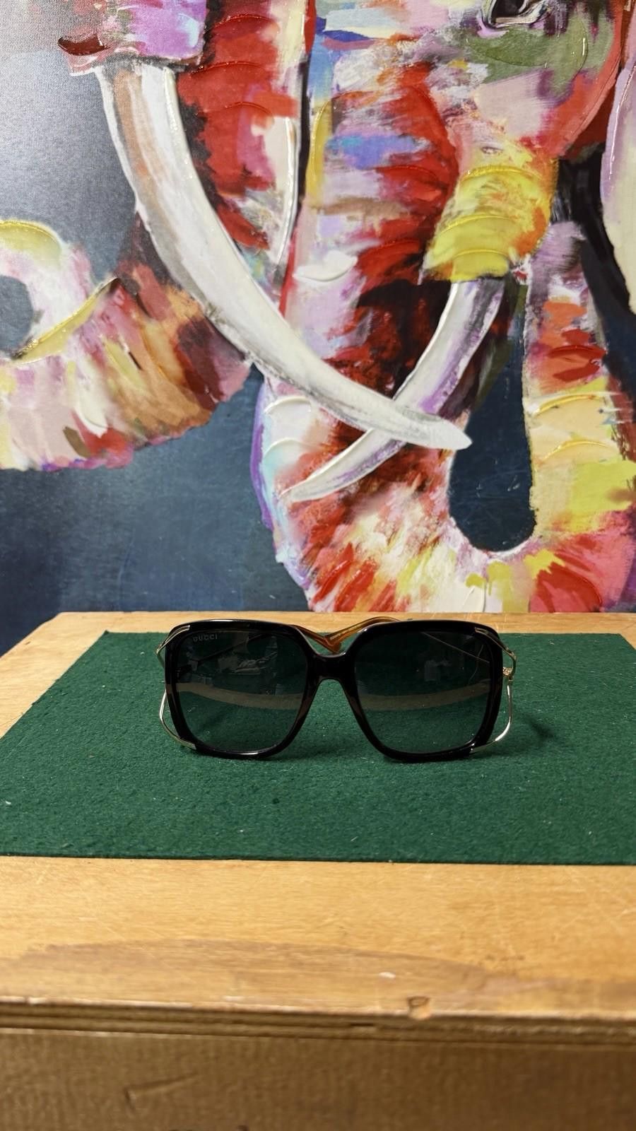 Gucci Gucci GG0647S Sunglasses Black Gold Green Lenses Italy Size ONE SIZE - 1 Thumbnail