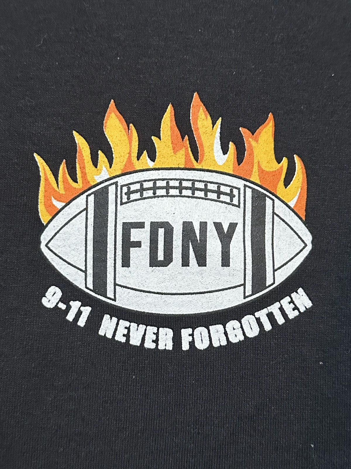Champion FDNY shirt Size US L / EU 52-54 / 3 - 6 Thumbnail
