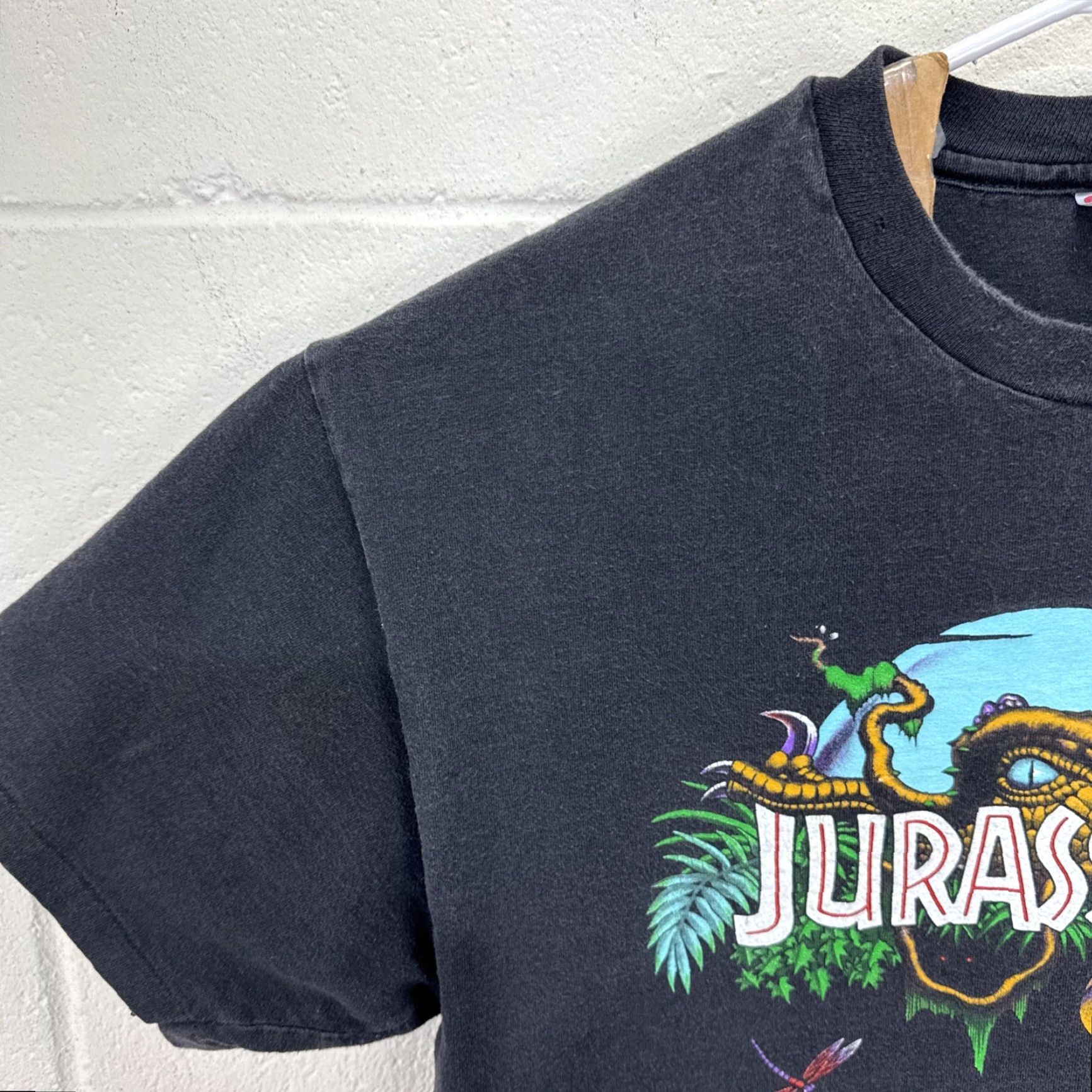 Hanes Vintage Jurassic Park 1993 Movie Promo T-Shirt Large Unisex 90s Graphic Tee Black Cotton Size US L / EU 52-54 / 3 - 5 Thumbnail