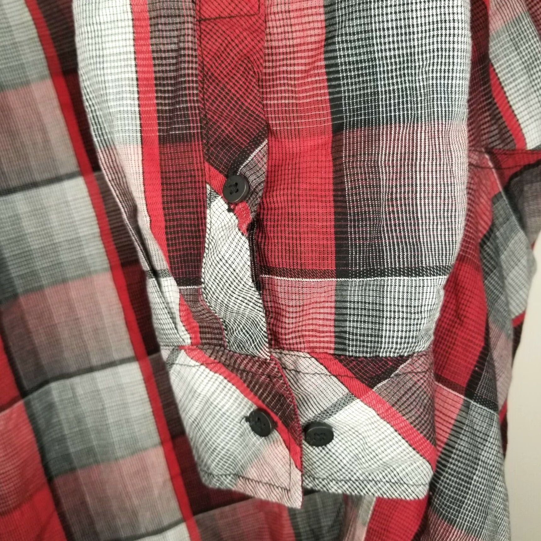 Vintage Tony Hawk Mens Red Long Sleeve Button Up Shirt Size L Size US L / EU 52-54 / 3 - 4 Thumbnail