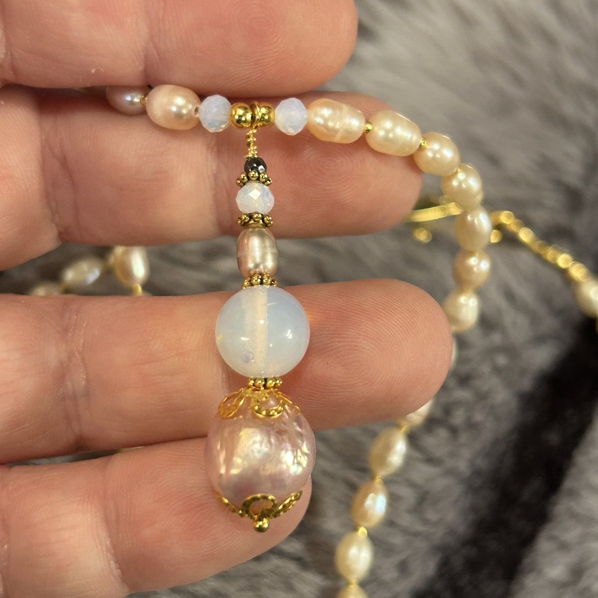 Handmade Handcrafted elegant genuine fresh water pendant necklace Size ONE SIZE - 7 Thumbnail