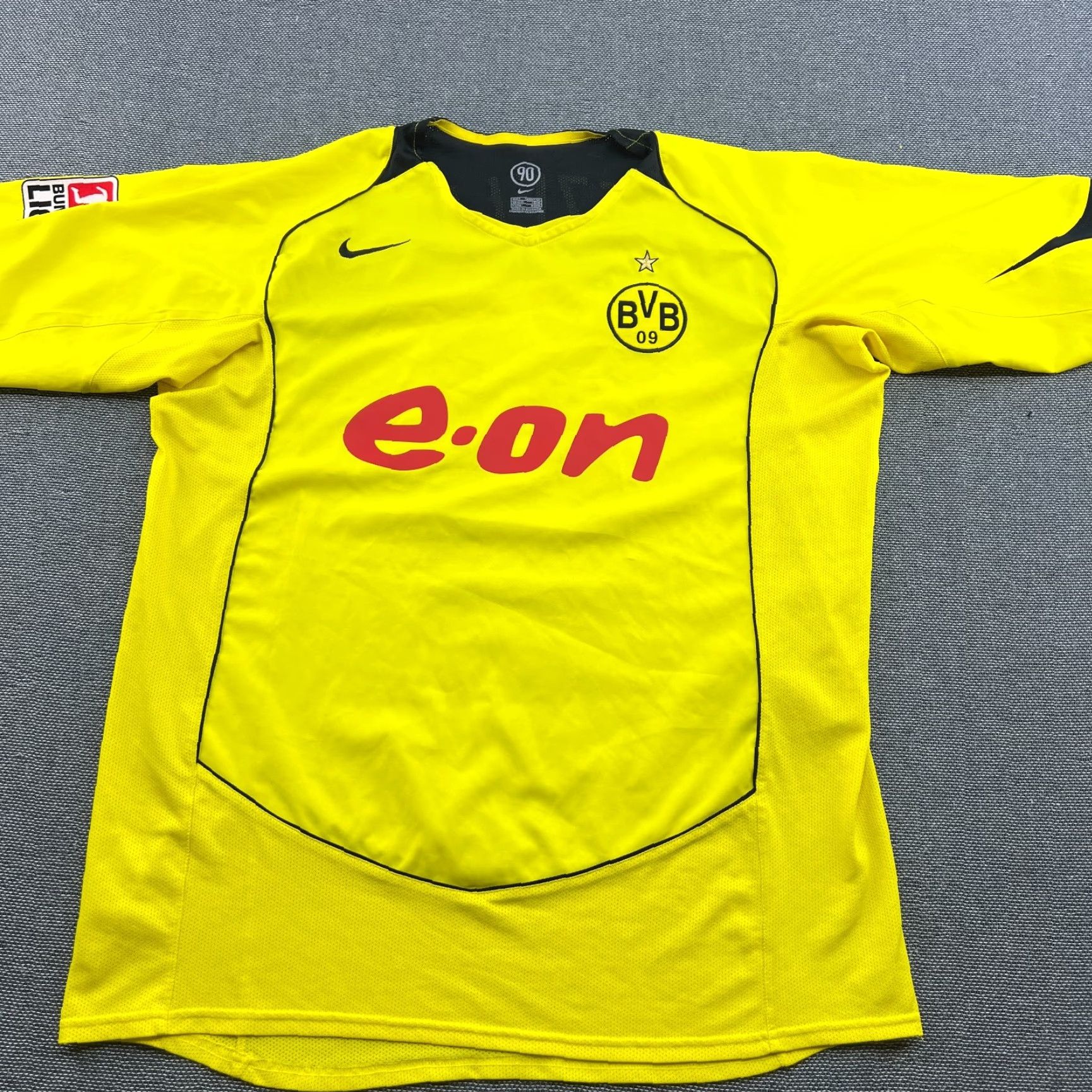 Nike Nike Borussia Dortmund 2004 2005 Home Metzelder #21 Jersey Football Mens L Yellow T-Shirt Size US L / EU 52-54 / 3 - 3 Thumbnail