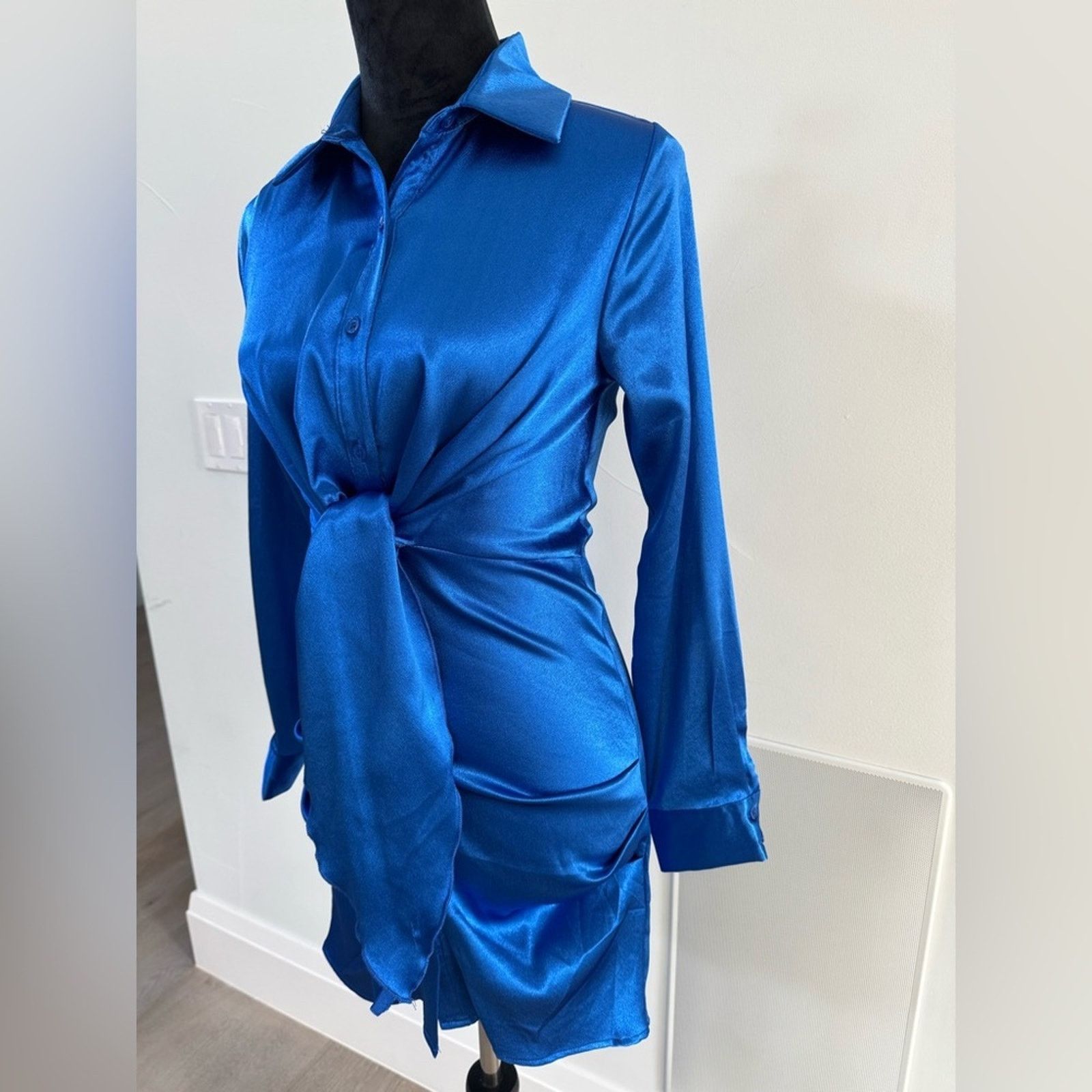 Other Elegant Blue Satin Shirt Dress size Xs Size XS / US 0-2 / IT 36-38 - 3 Thumbnail