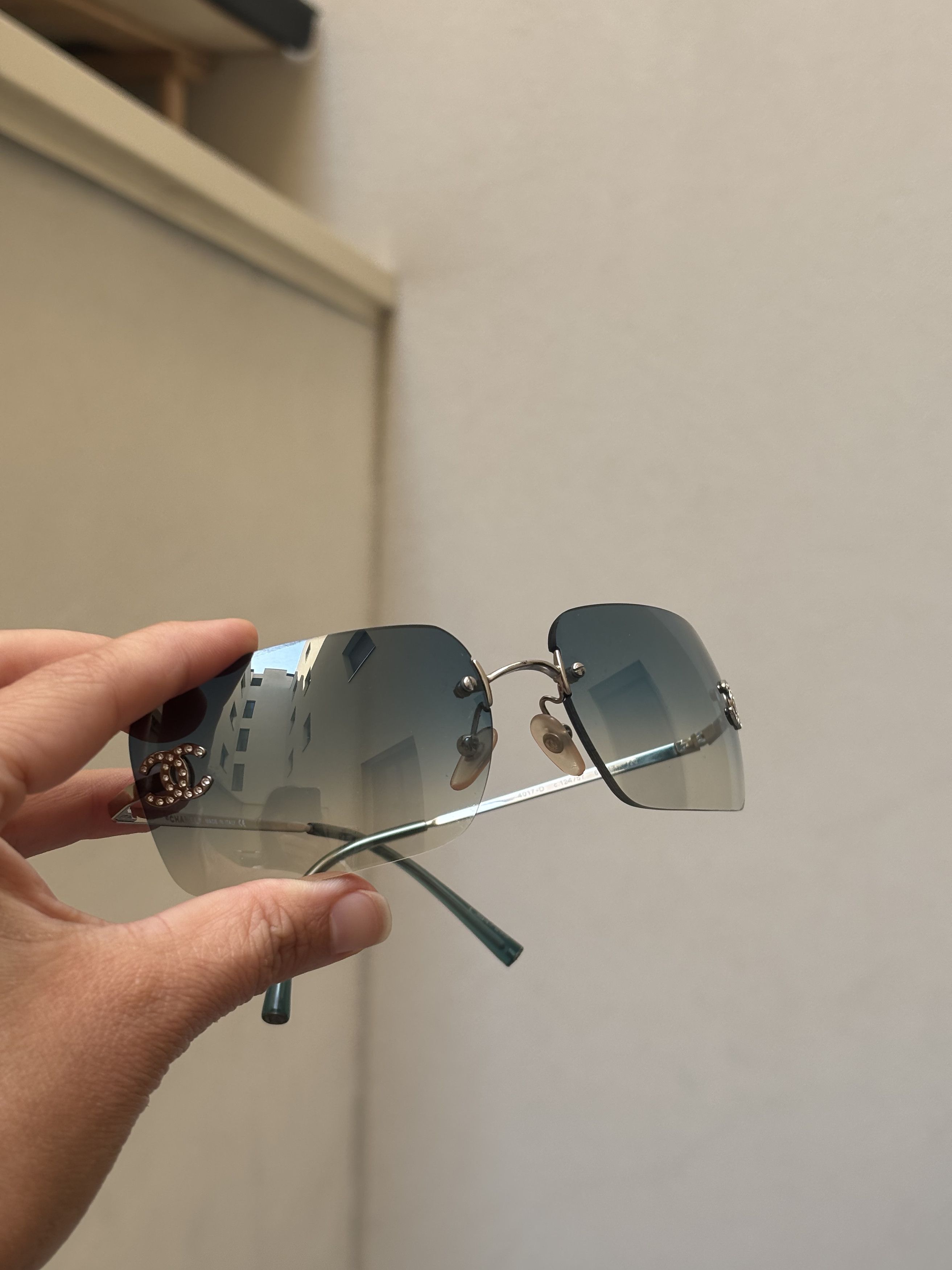 Chanel Chanel Sunglasses 4017-D Rhinestone CC Rimless Logo Size ONE SIZE - 4 Thumbnail