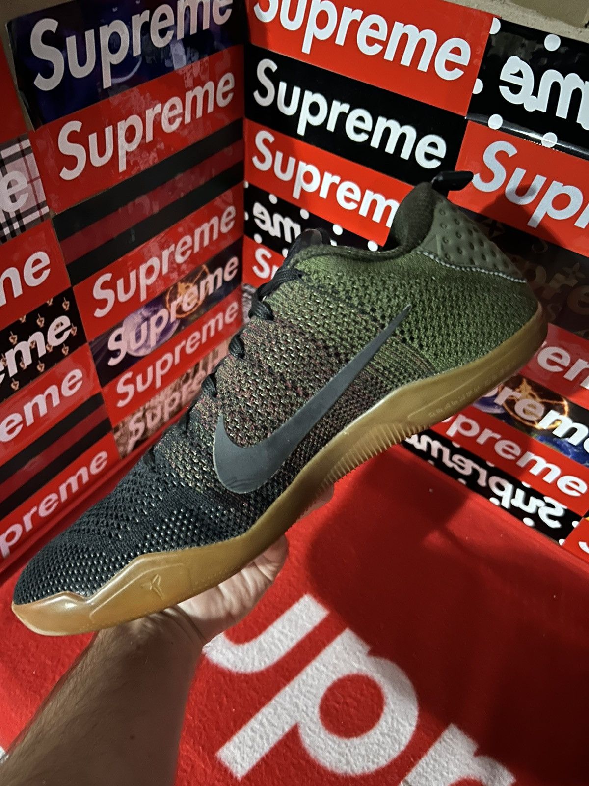 Nike Nike Kobe 11 Elite Low 4KB ‘Black Horse’ 824463-063 size 13 Size US 13 / EU 46 - 10 Thumbnail