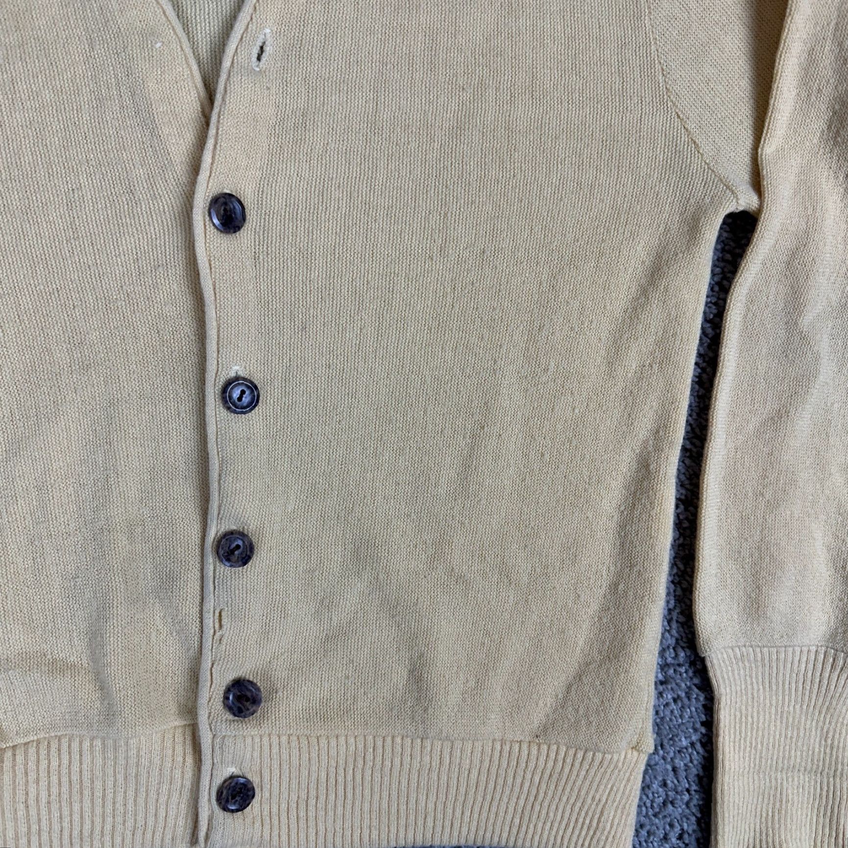 Vintage VINTAGE Arnold Palmer Robert Bruce Sweater Cardigan Mens S Yellow Solid Knit Button Up Cardigan All Seasons Fall Spring Summer Winter 60s Mens Size US S / EU 44-46 / 1 - 3 Thumbnail