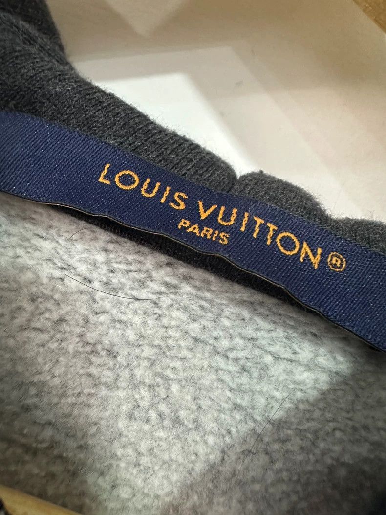 Louis Vuitton Louis Vuitton 2 Size US S / EU 44-46 / 1 - 3 Thumbnail
