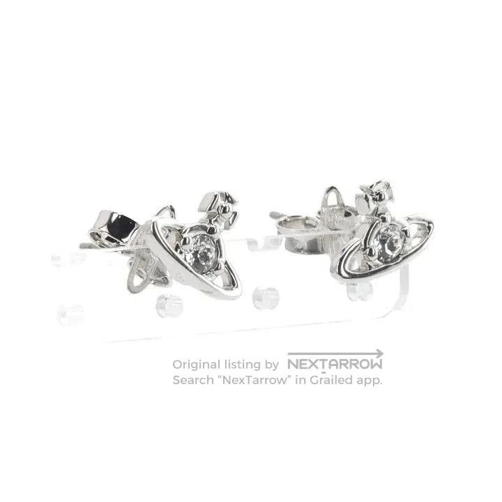 Vivienne Westwood Nano Saturn Stud Earrings Silver 0079.