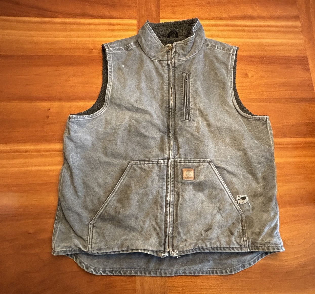 Carhartt Distressed Carhartt Sherpa lined vest V33-GVL Size US L / EU 52-54 / 3 - 1 Thumbnail