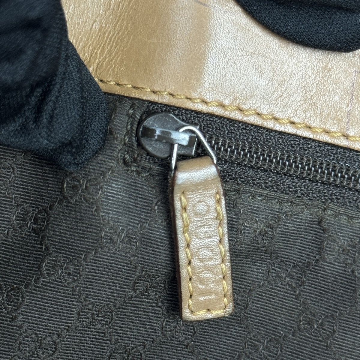 Gucci Gucci - Vintage Sherry Line Leather Beige Hand Bag Size ONE SIZE - 10 Thumbnail