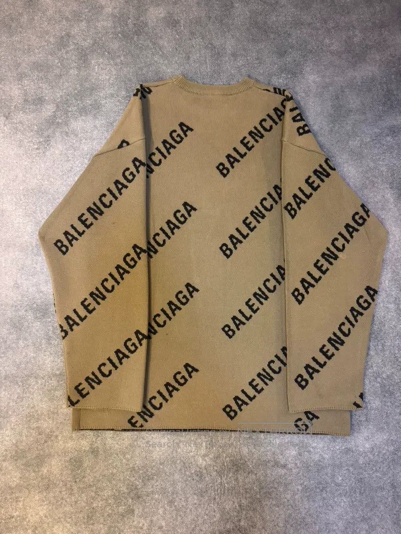 Balenciaga Balenciaga Logo Full Print Crew Neck Long Sleeve Sweater Size US M / EU 48-50 / 2 - 2 Thumbnail