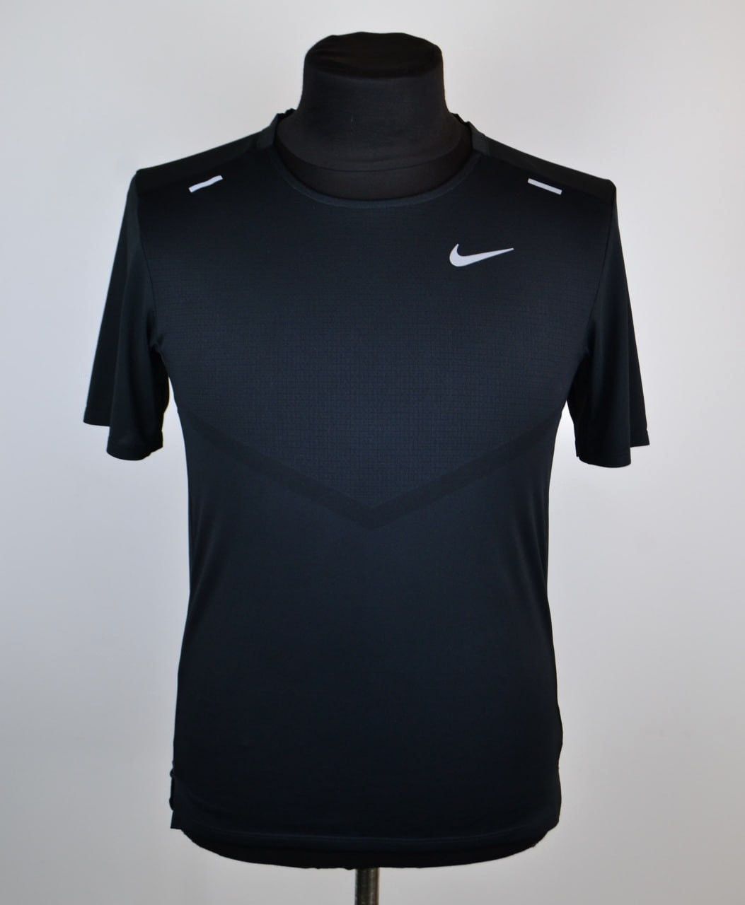 Nike Nike Running T-shirt Black CZ9184-013 Size S Size US S / EU 44-46 / 1 - 1 Thumbnail