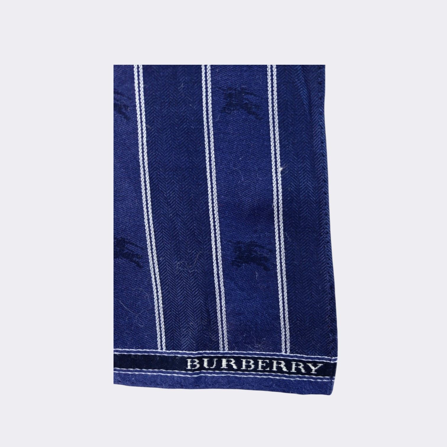 Burberry Vintage Burberry Handkerchief Neckerchief Bandana H517I Size ONE SIZE - 3 Thumbnail
