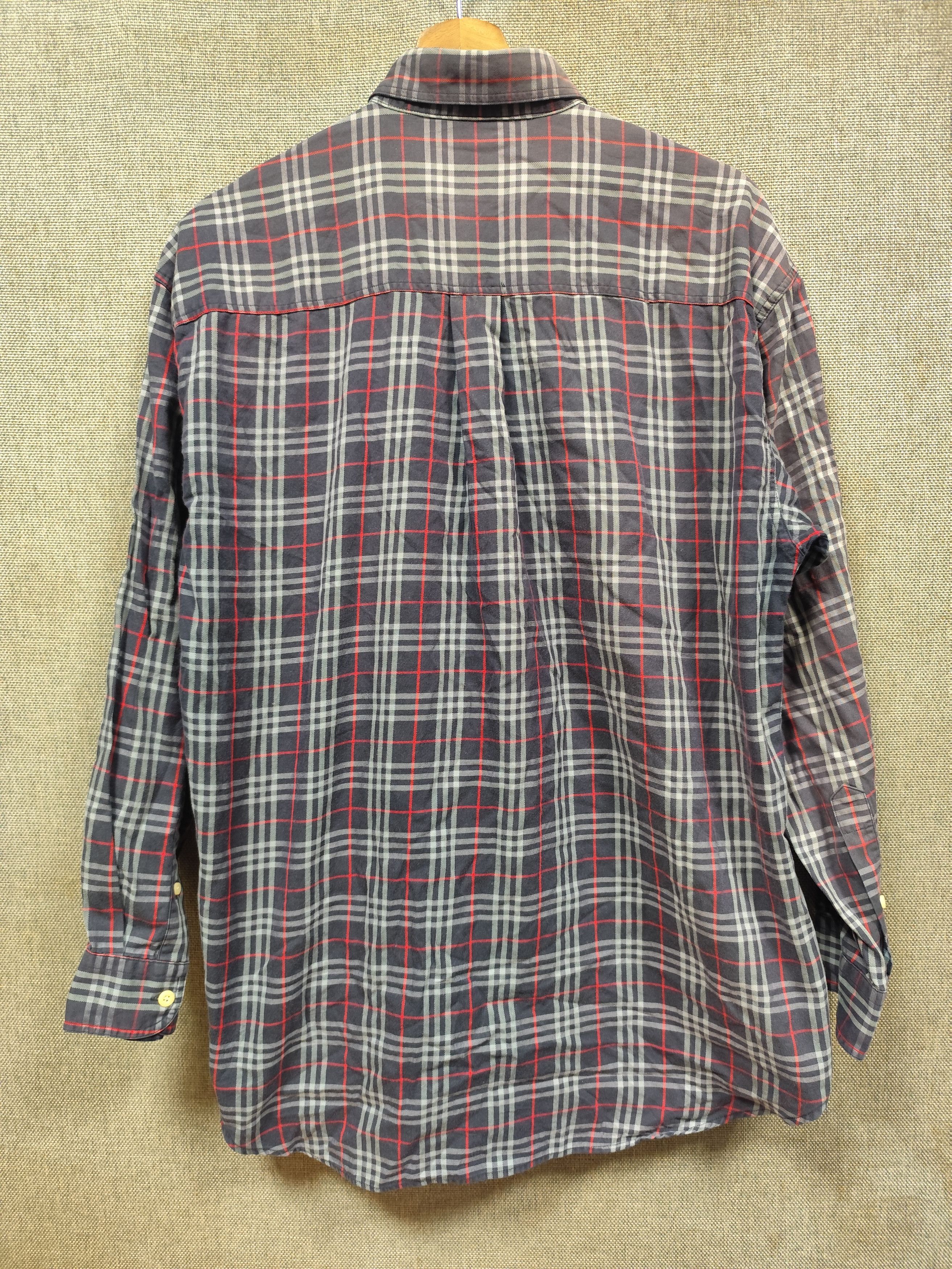 Burberry vintage burberry nova check button ups Size US M / EU 48-50 / 2 - 2 Thumbnail