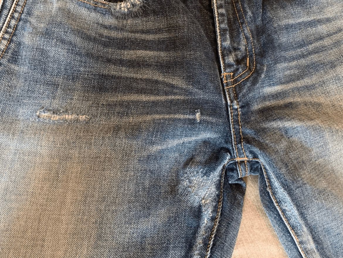 Saint Laurent Paris Saint Laurent Paris D02 Distressed Detailed Washed Denim Size US 29 - 2 Thumbnail