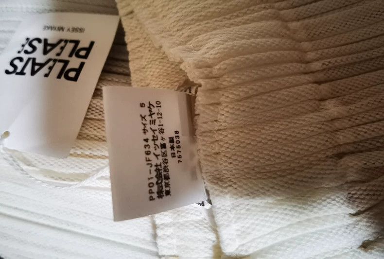 Issey Miyake Issey Miyake size:5 White pleated pants Size 42" / US 20 - 3 Thumbnail