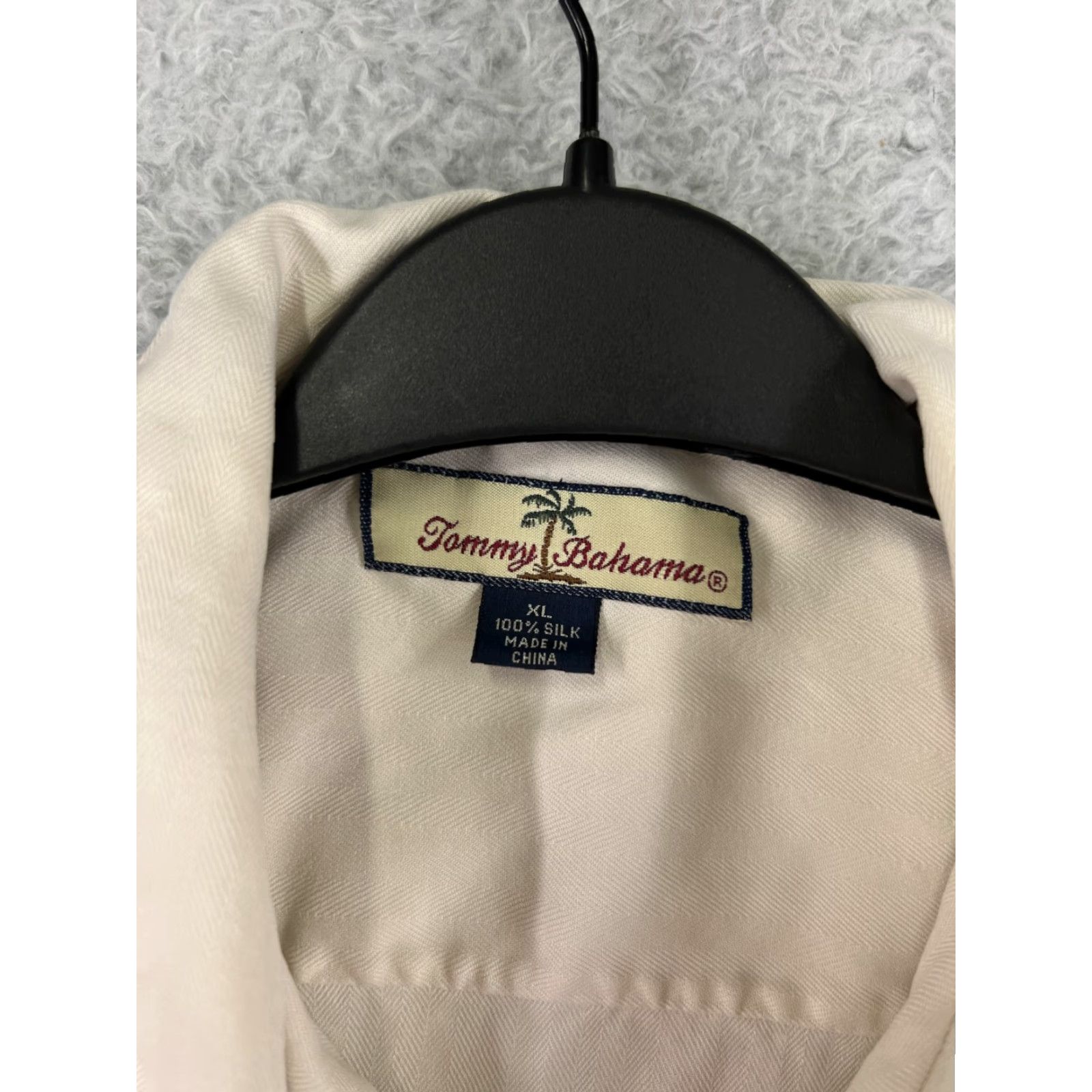 Tommy Bahama Tommy Bahama Shirt Mens XL Beige Silk Hawaiian Button-Up Shirt Size US XL / EU 56 / 4 - 3 Thumbnail