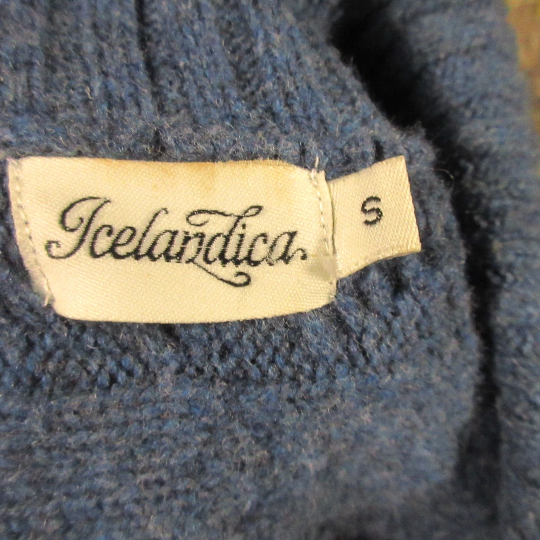 Vintage VINTAGE Icelandica Cardigan Sweater Womens S Blue Open Front Raglan Sleeve Wool Knit Crochet Nordic Fair Isle 90s Mens Womens Size S / US 4 / IT 40 - 3 Thumbnail