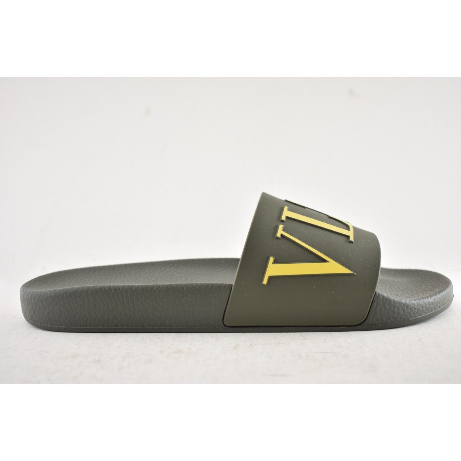 Valentino Valentino Garavani VLTN Green Yellow Rubber Pool Slide 44 11 Size US 11 / EU 44 - 2 Thumbnail