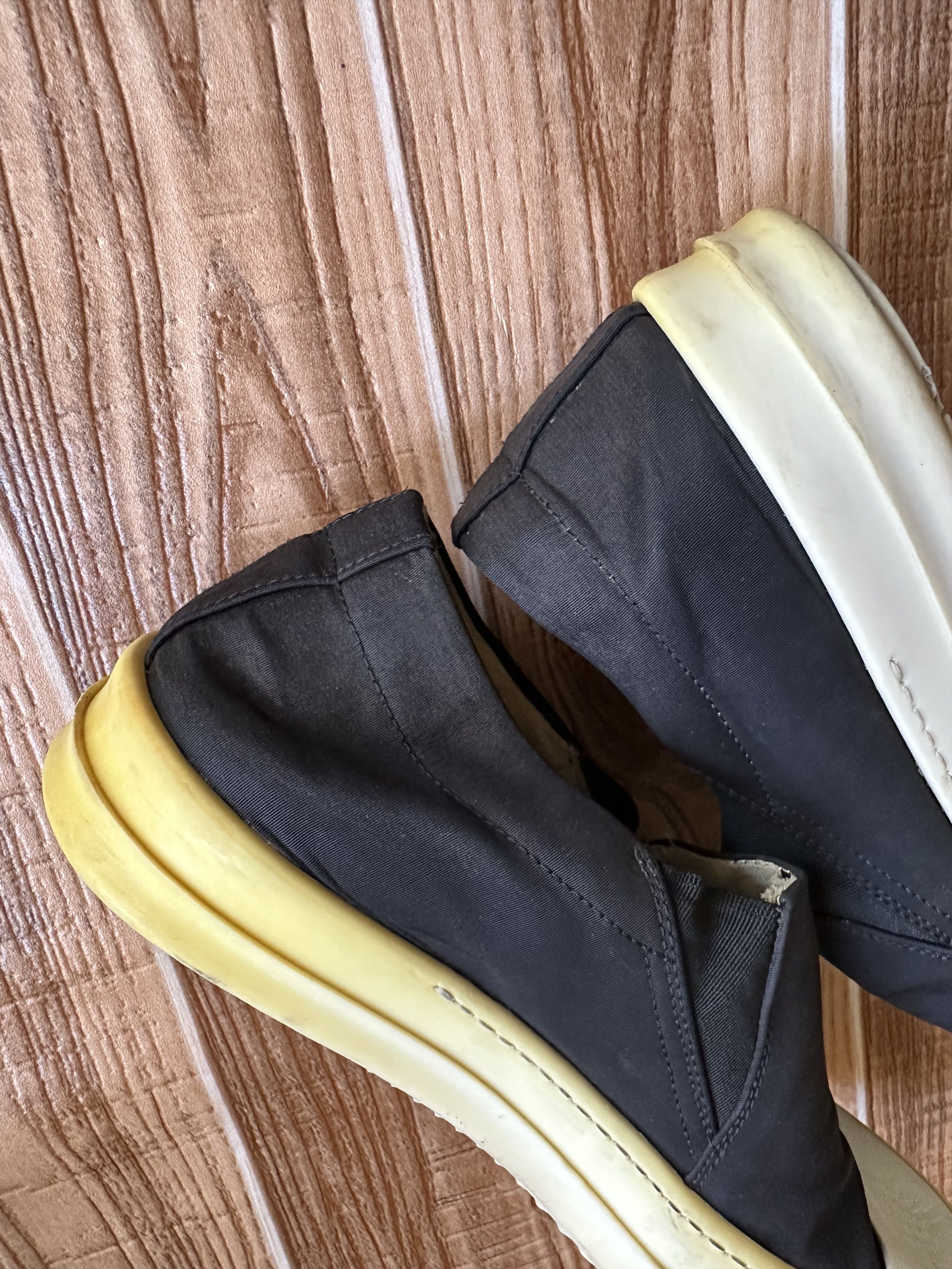 Rick Owens Rick Owens Drkshdw Slip on Boat SNeakers black Milk Size US 10 / EU 43 - 11 Thumbnail