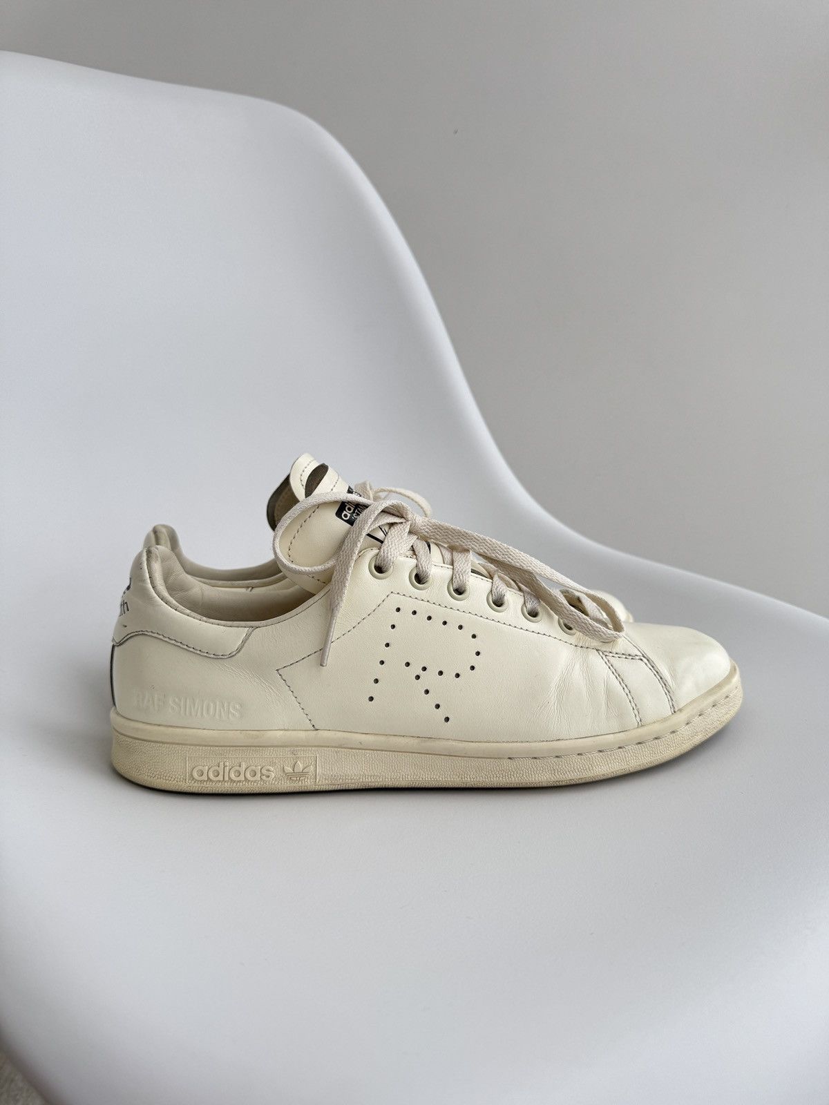 Raf Simons x Adidas Stan Smith Cream