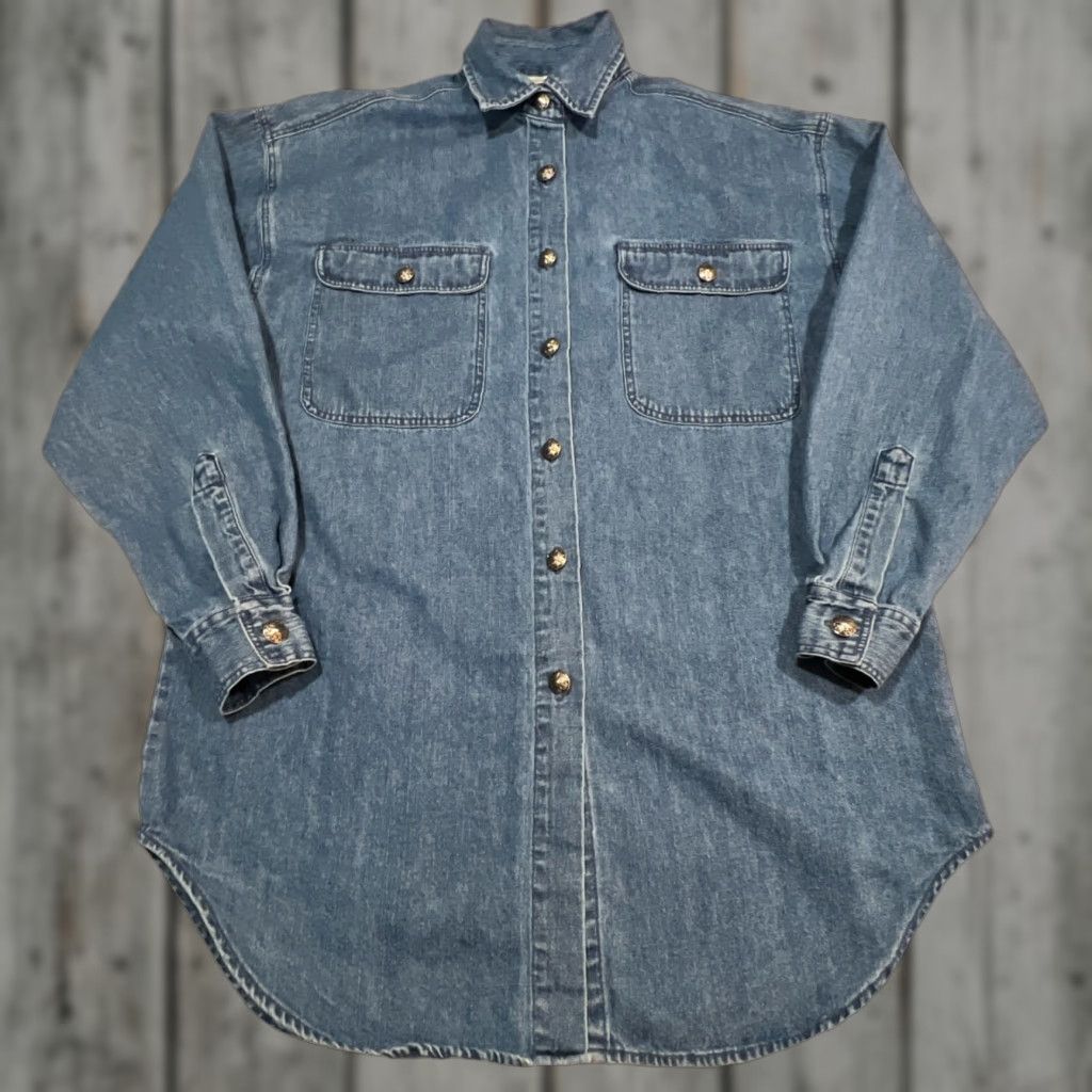 Van Heusen VAN HEUSEN Denim Shirt Women XS FOR HER Long Sleeve Button Front Cotton Blue Vtg Size XS / US 0-2 / IT 36-38 - 1 Thumbnail
