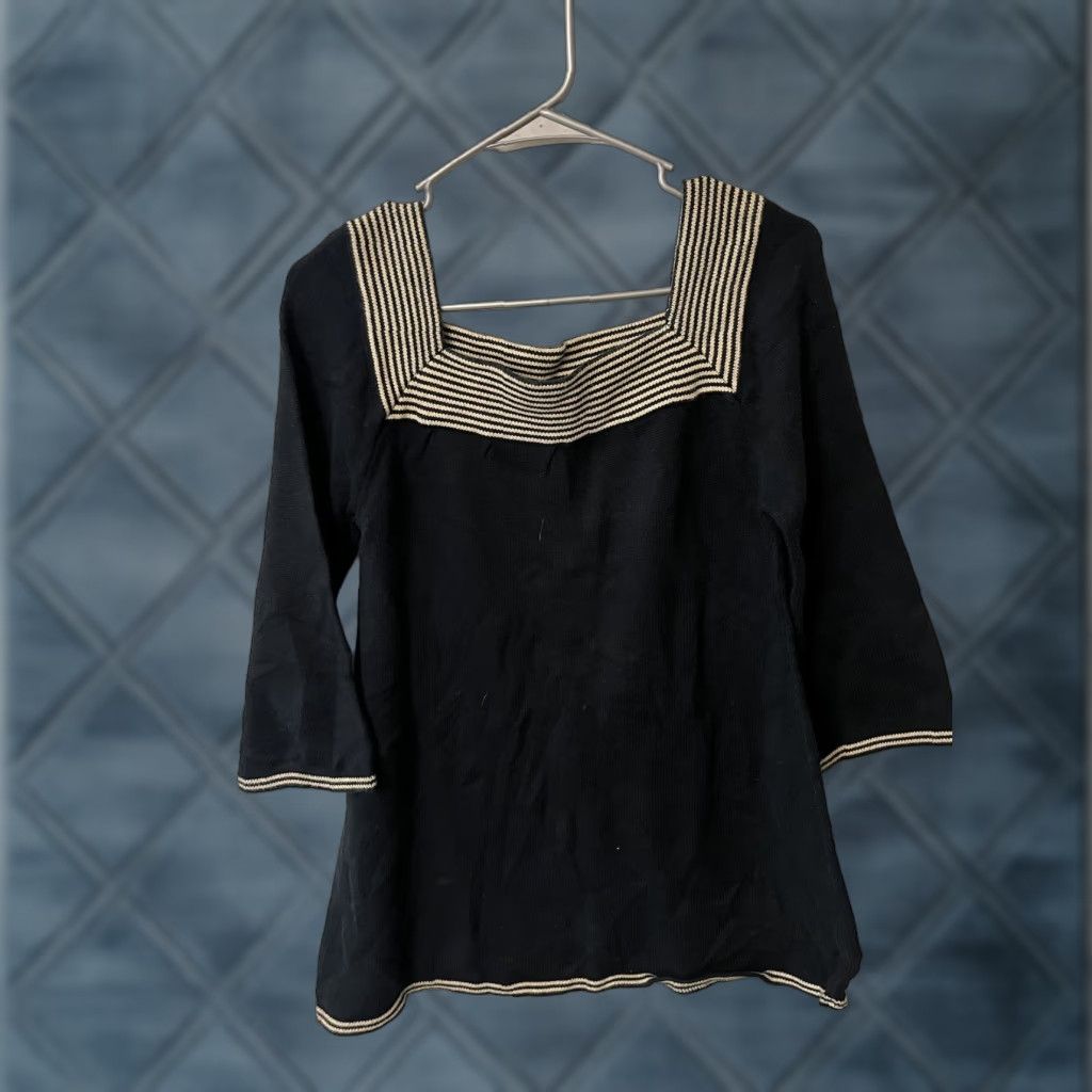 Banana Republic Banana Republic Sweater Women's M Black 3/4 Sleeve Knit Crew Neck Pullover Classic Casual Solid Knit Seasonal Fall Spring Summer Winter Size M / US 6-8 / IT 42-44 - 1 Thumbnail