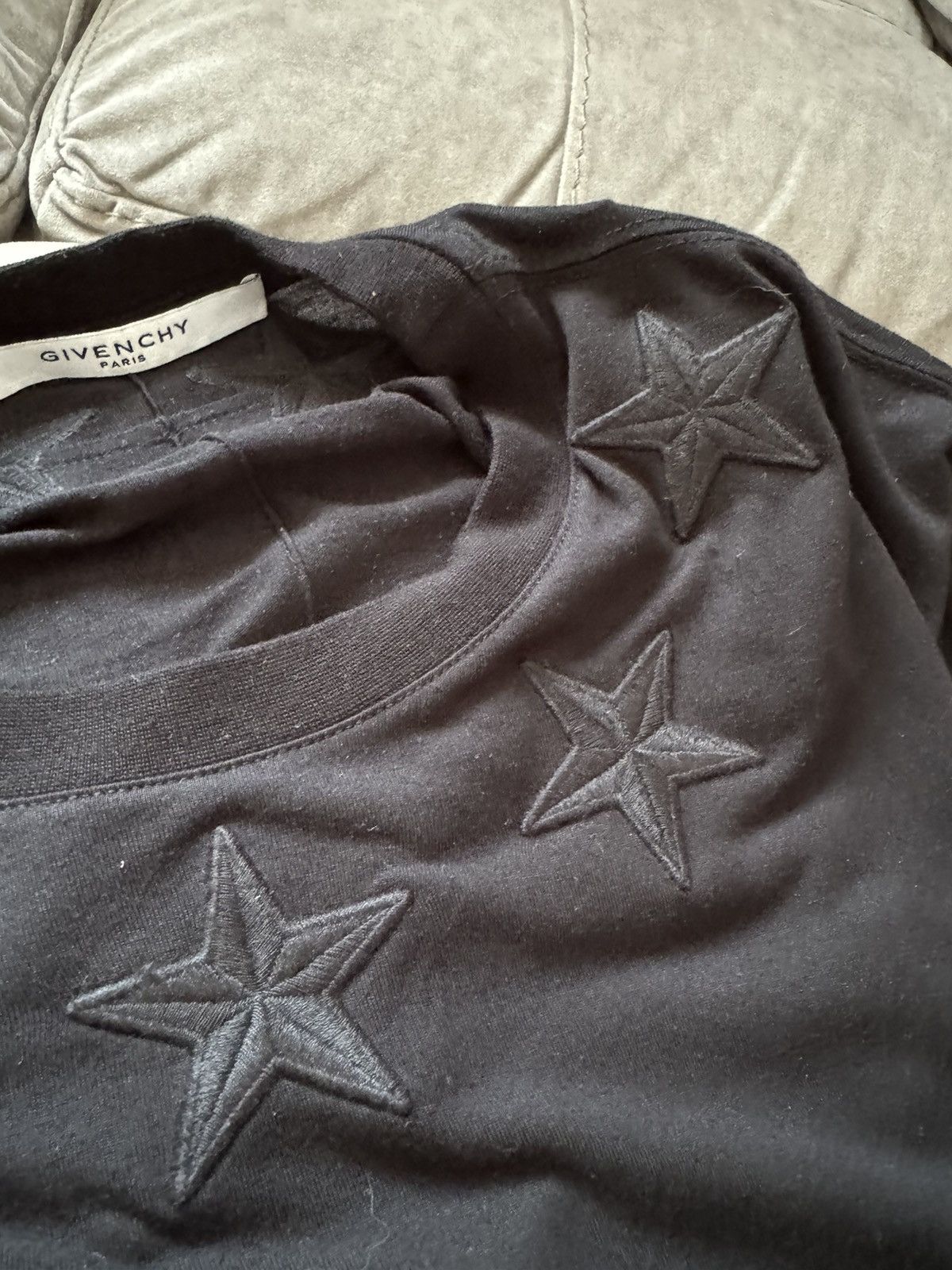 Givenchy GIVENCHY long sleeve tshirt sizes IN PHOTOS by tape measure Size US S / EU 44-46 / 1 - 14 Thumbnail
