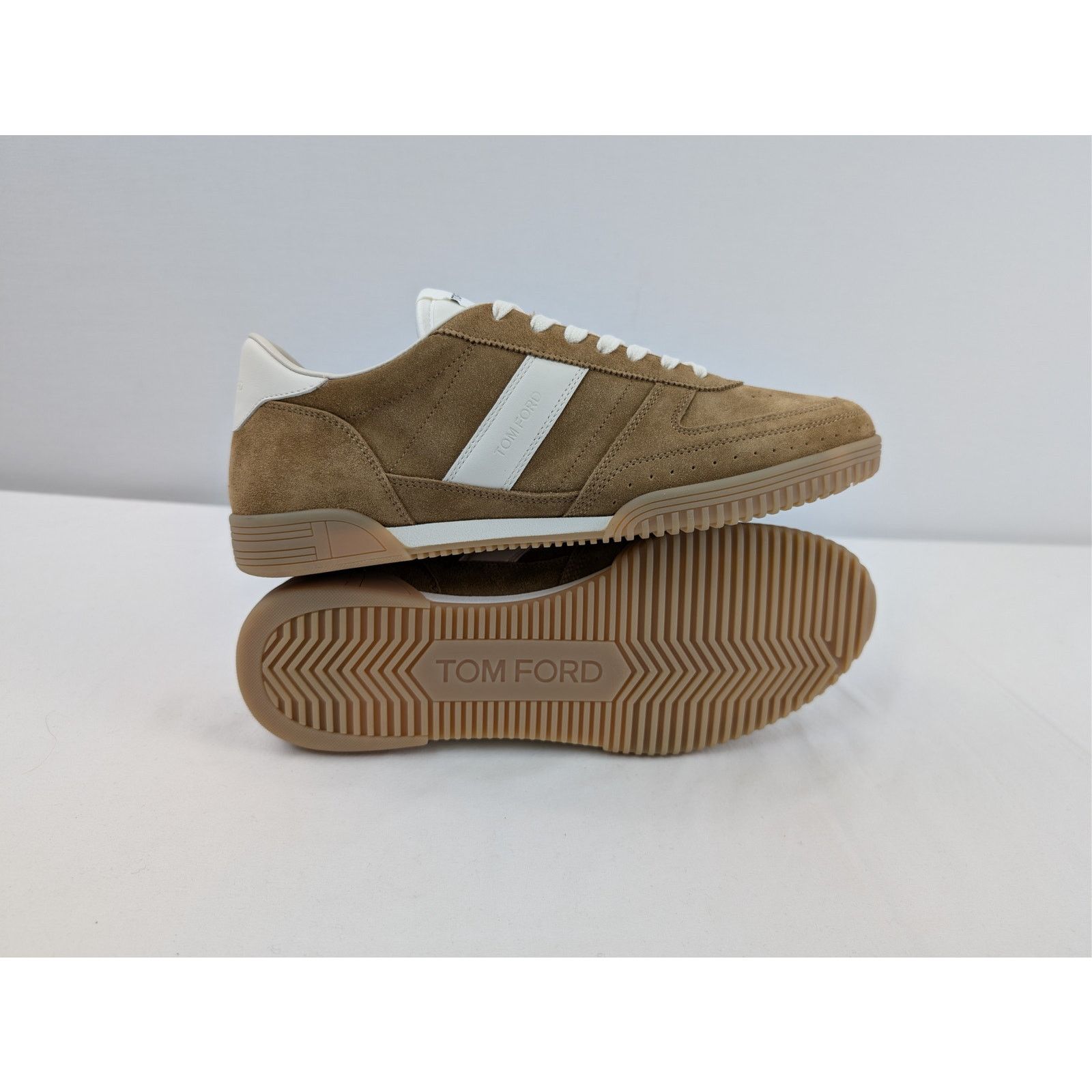 Tom Ford o1rshd1 Terence low-top sneakers in tan suede/white leather Size US 9.5 / EU 42-43 - 12 Thumbnail