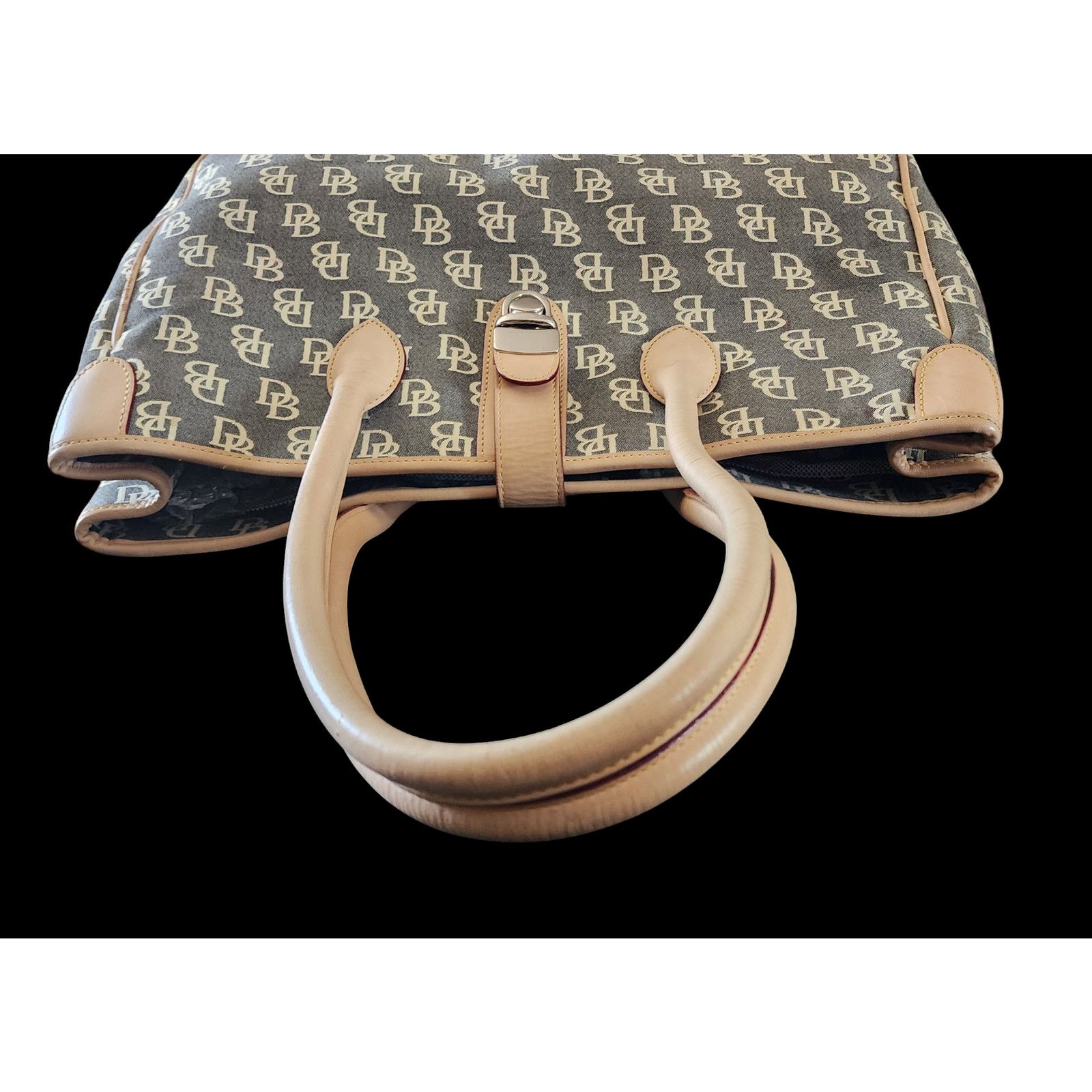 Dooney & Bourke Vintage Dooney & Bourke Monogram Canvas Tote Leather Trim Size ONE SIZE - 9 Thumbnail