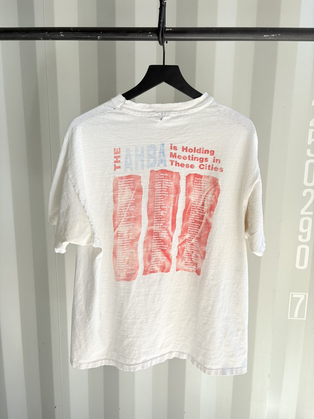 Band Tees Vintage Honky Tonk Thrashed Faded Distressed Shirt GRUNGE Size US XL / EU 56 / 4 - 3 Thumbnail