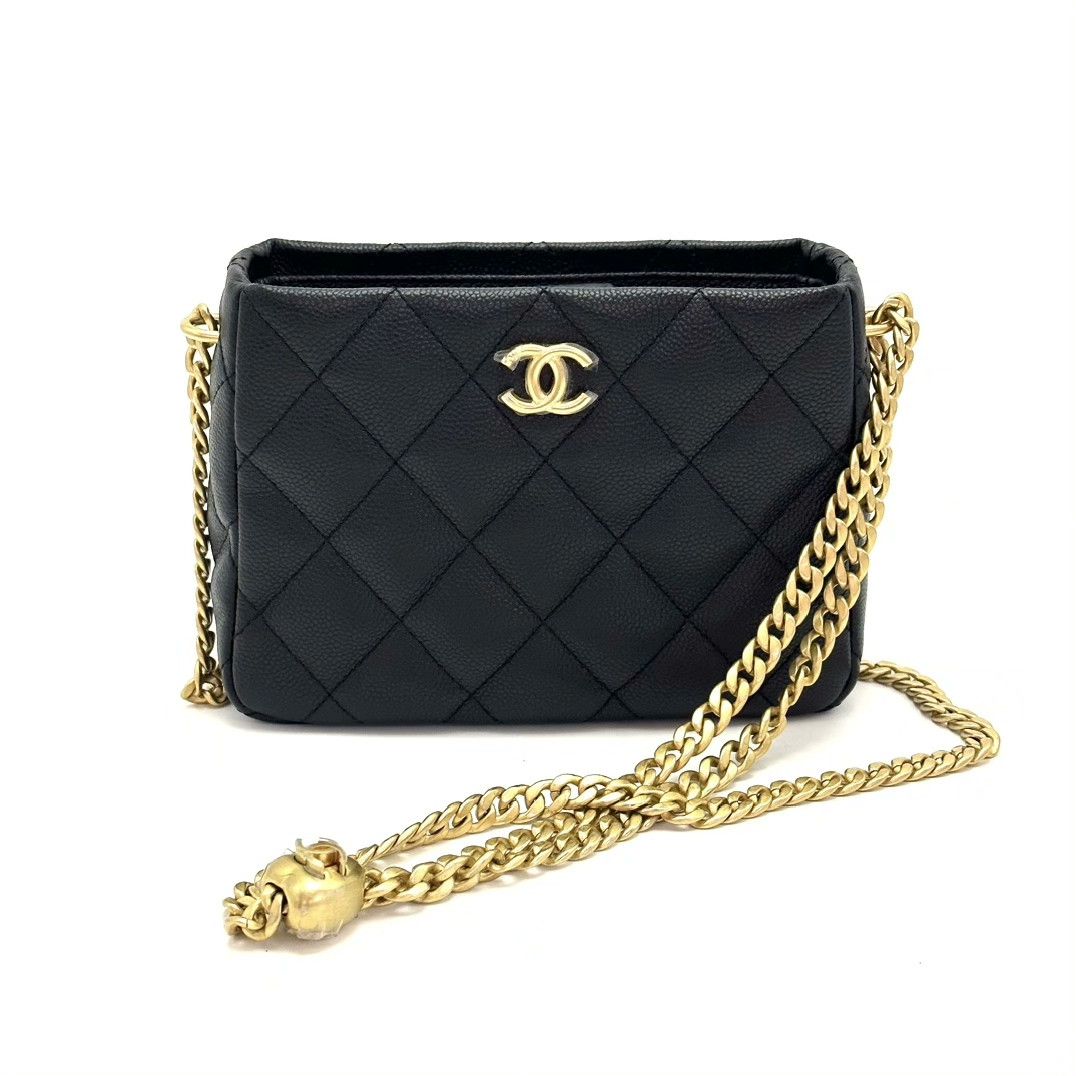 Chanel Pre-loved Bag Very good condition Size ONE SIZE - 1 Thumbnail