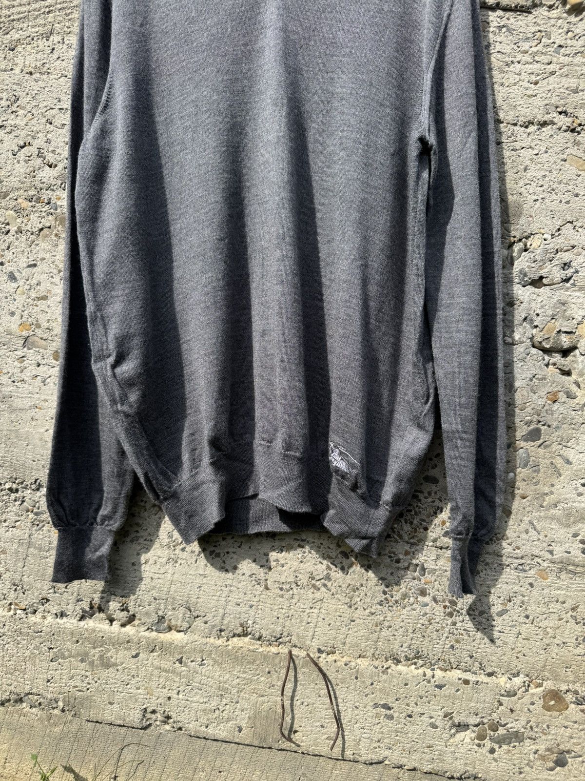 Burberry Vintage Burberry V-Neck Wool Sweater Size US XL / EU 56 / 4 - 6 Thumbnail