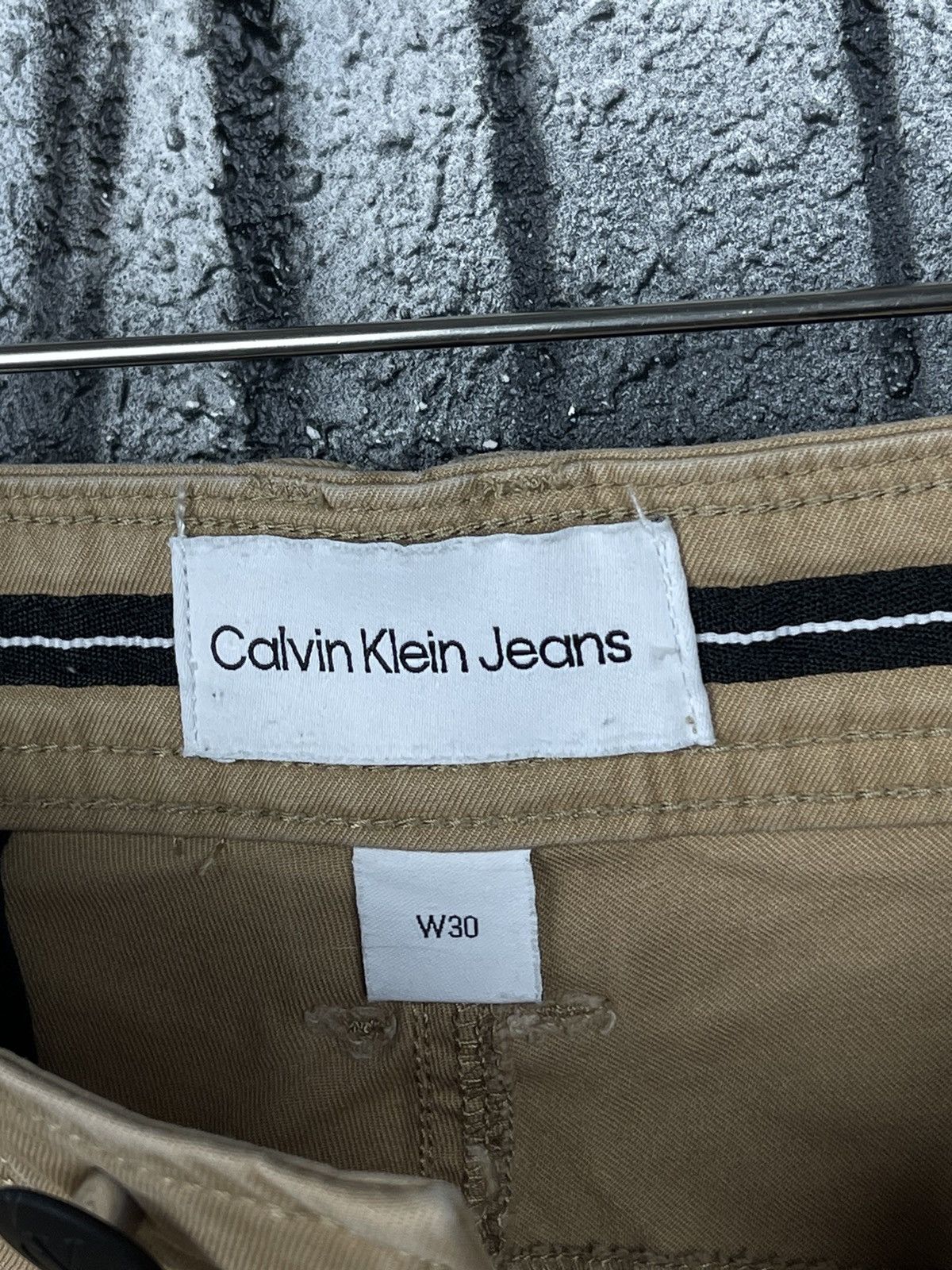 Calvin Klein Calvin Klein Skinny Fit Patch Logo Cargo Pants Size W30 Size US 30 / EU 46 - 9 Thumbnail