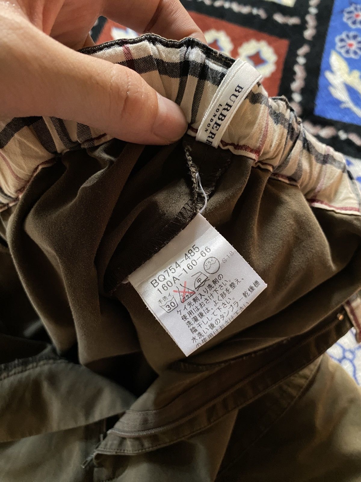 Burberry Burberry Cargo Baggy Shortpants Size US 30 / EU 46 - 11 Thumbnail