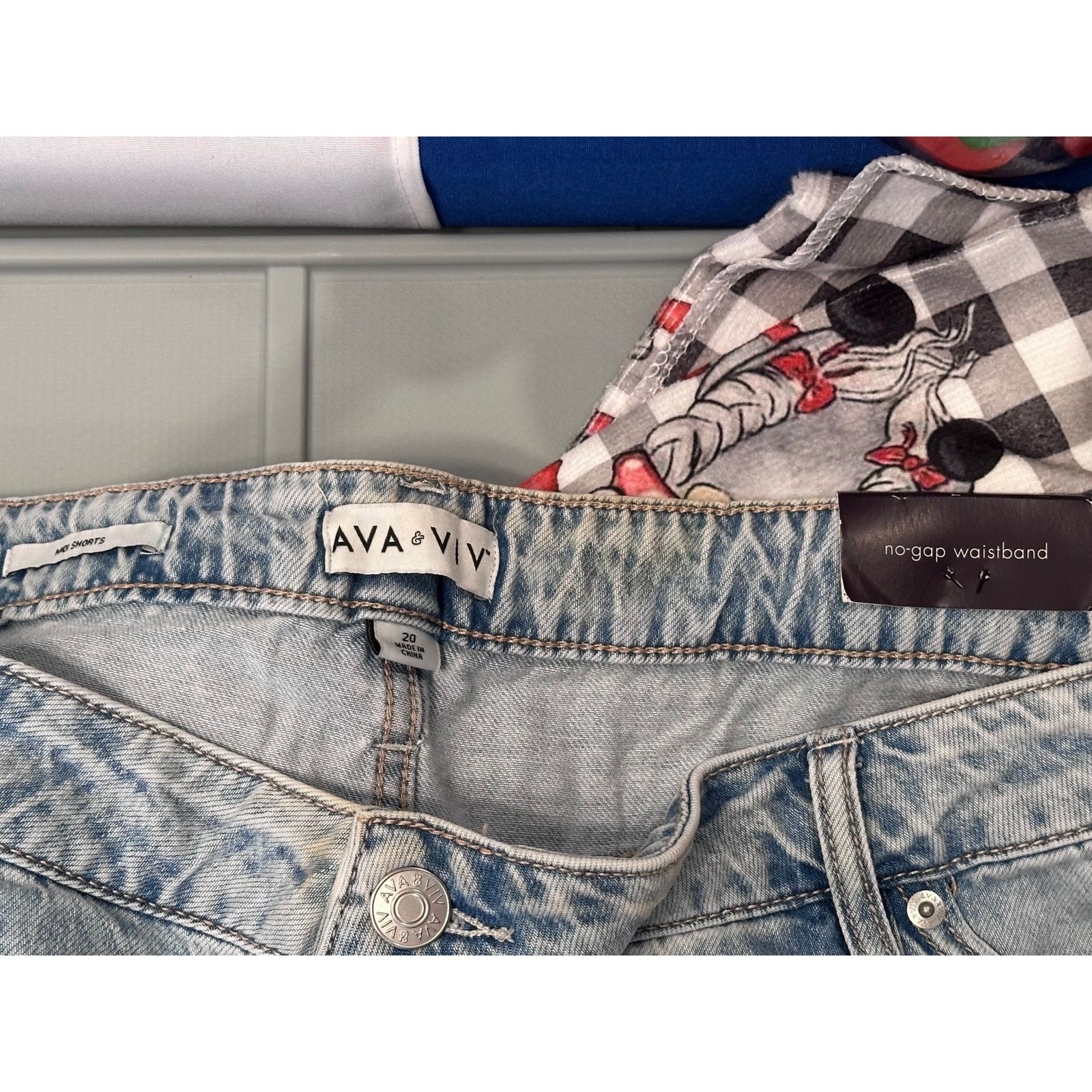 Other Ava & Viv Midi No Gap Waistband Shorts Denim size 20R Size 42" / US 20 - 12 Thumbnail