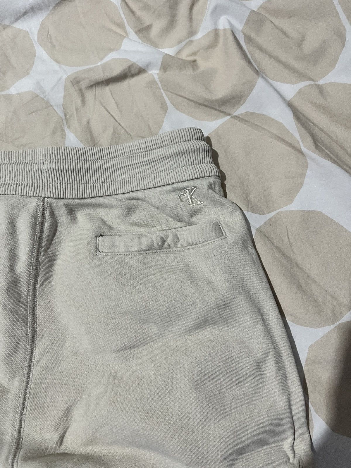 Calvin Klein Calvin Klein Jeans sweatpants Size US 30 / EU 46 - 4 Thumbnail