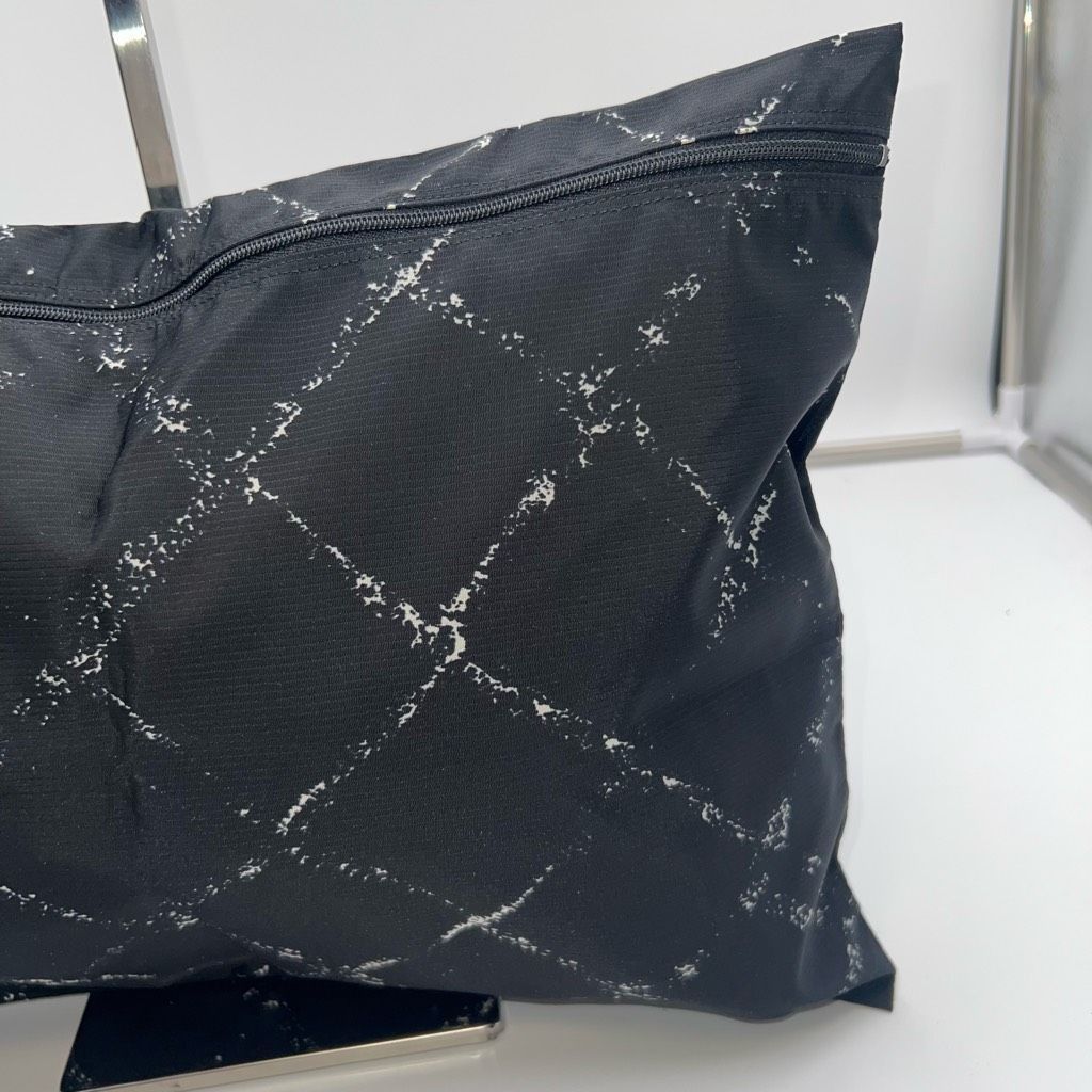 Chanel Chanel Black and White Nylon Old Style Travel Line Pouch Size ONE SIZE - 13 Thumbnail