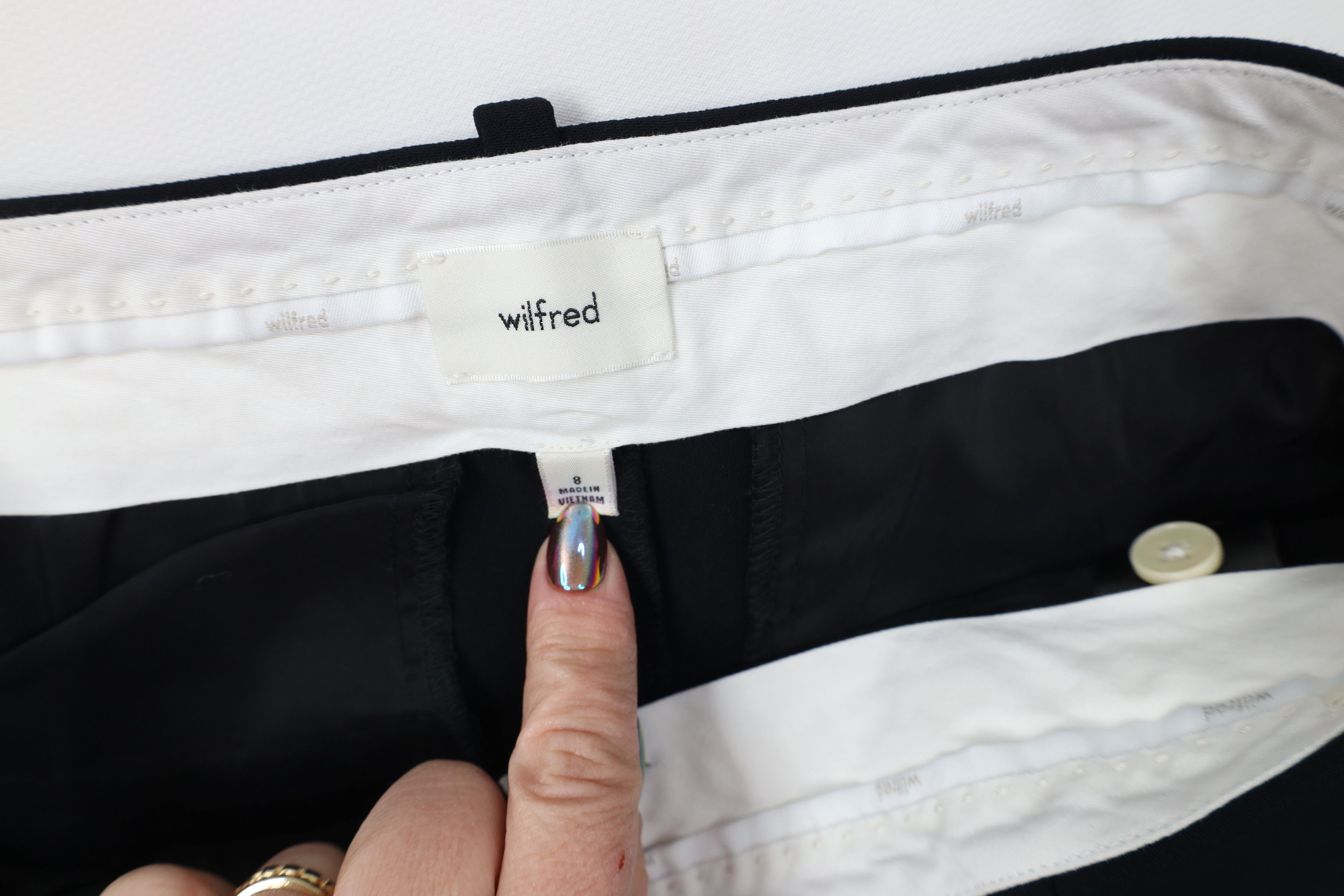 Aritzia Aritzia Wilfred Crepette The Effortless Pants Trousers Black Size 30" / US 8 / IT 44 - 6 Thumbnail