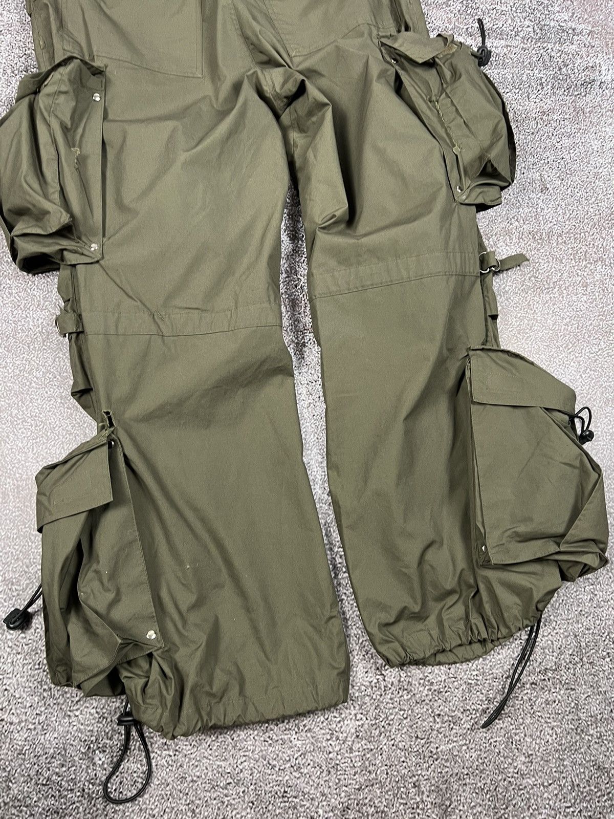 Other Y2k parachute multi pocket cargo oversized pants vintage Size US 32 / EU 48 - 11 Thumbnail