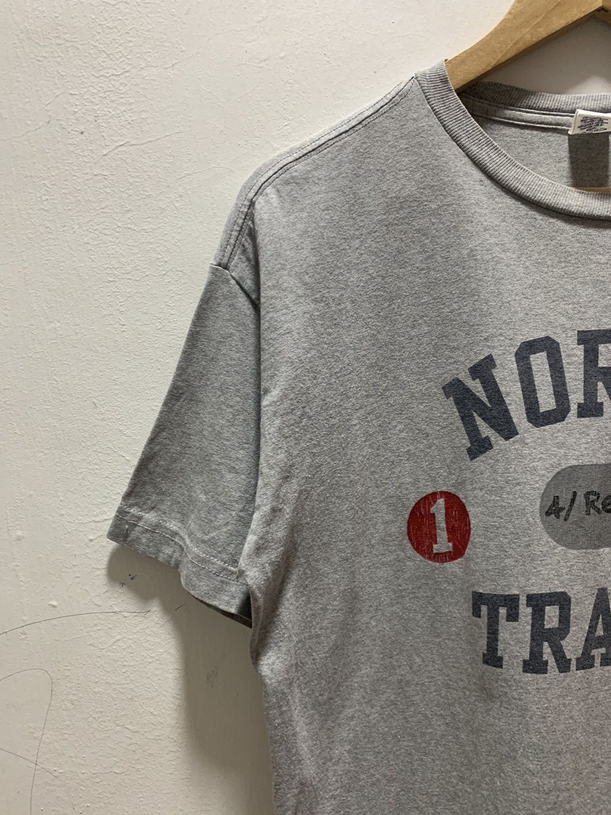 Gap Gap North Track T-Shirt Size US XL / EU 56 / 4 - 6 Thumbnail
