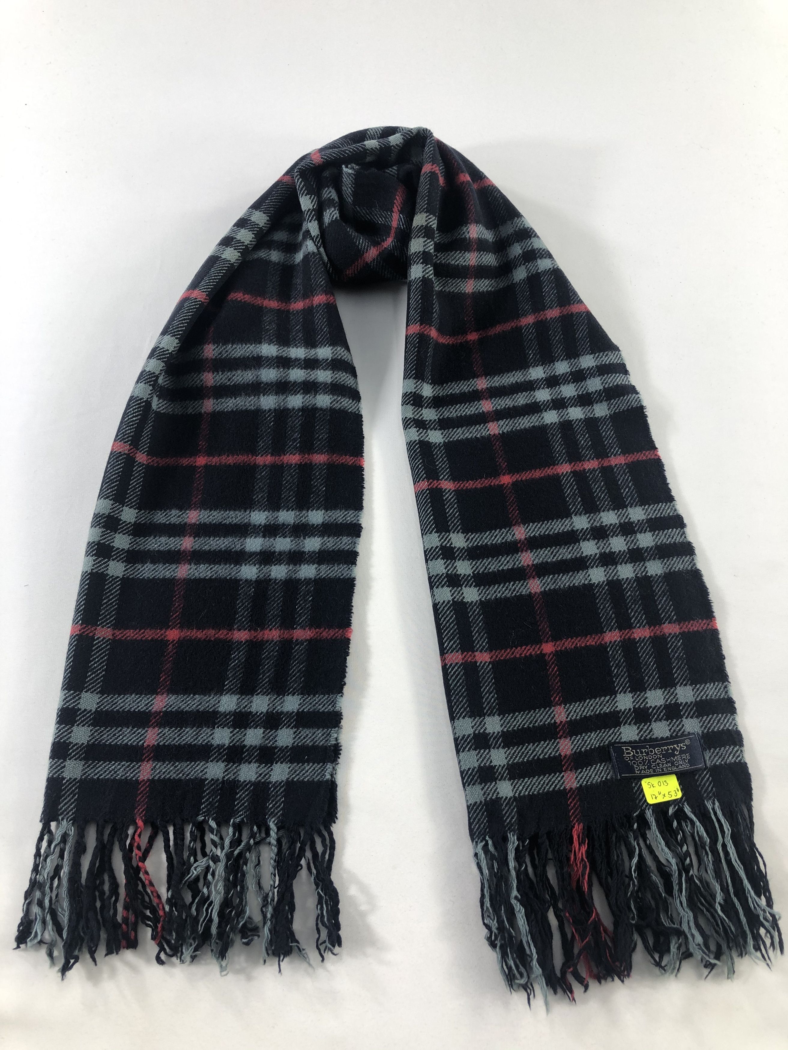 Burberry Burberry Cashmere Scarf / Muffler / Neckwear Size ONE SIZE - 1 Thumbnail