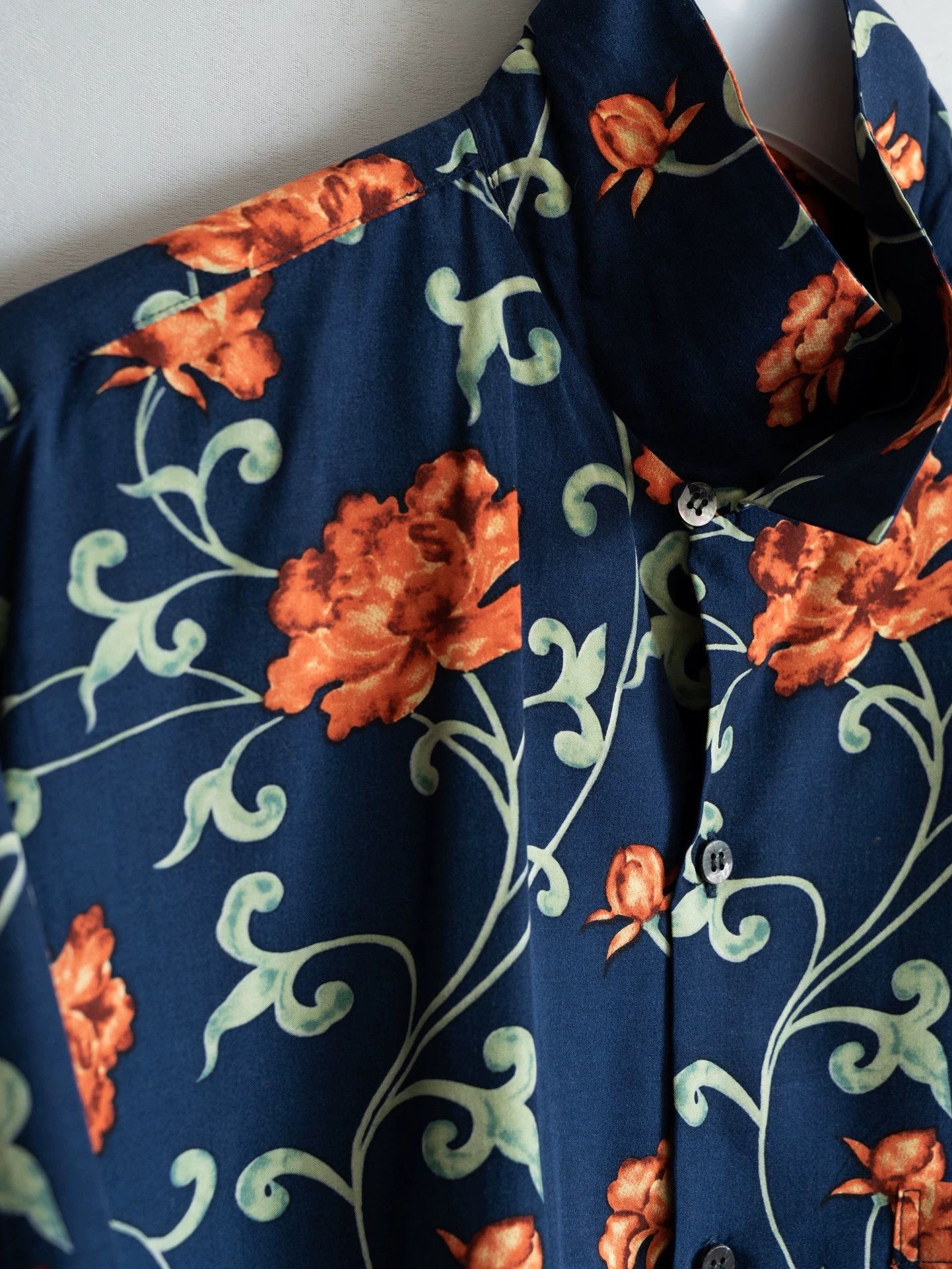 Yohji Yamamoto Yohji Yamamoto 01SS Peony Vine Cuban Collar Shirt Size US L / EU 52-54 / 3 - 5 Thumbnail