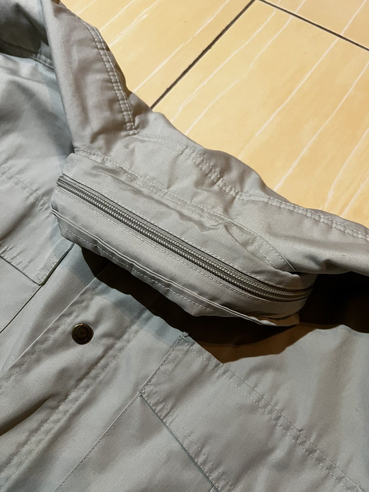 Fjallraven Vintage fijalraven jacket Size US L / EU 52-54 / 3 - 3 Thumbnail