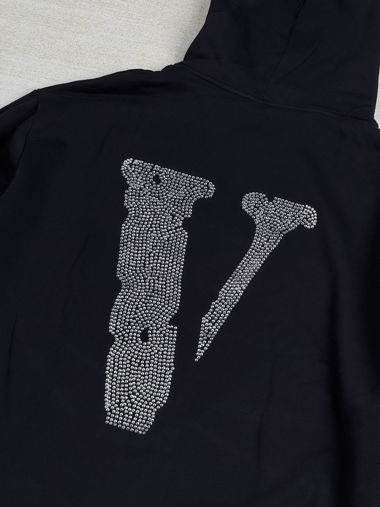Vlone Rainstone hoodie M Size US M / EU 48-50 / 2 - 1 Thumbnail