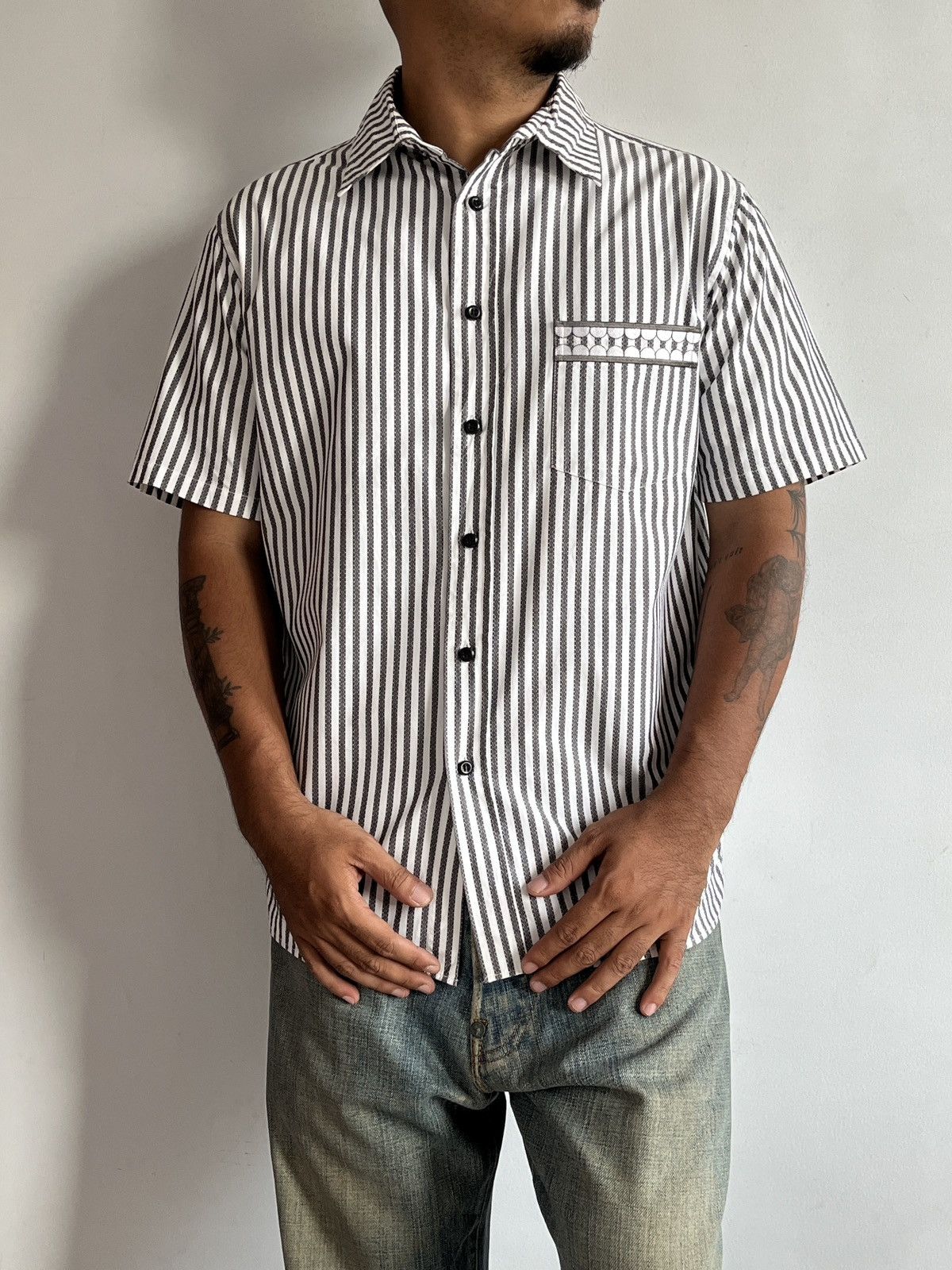 Original Fake Original Fake Striped Button Up Shirts by Kaws Size US M / EU 48-50 / 2 - 1 Thumbnail